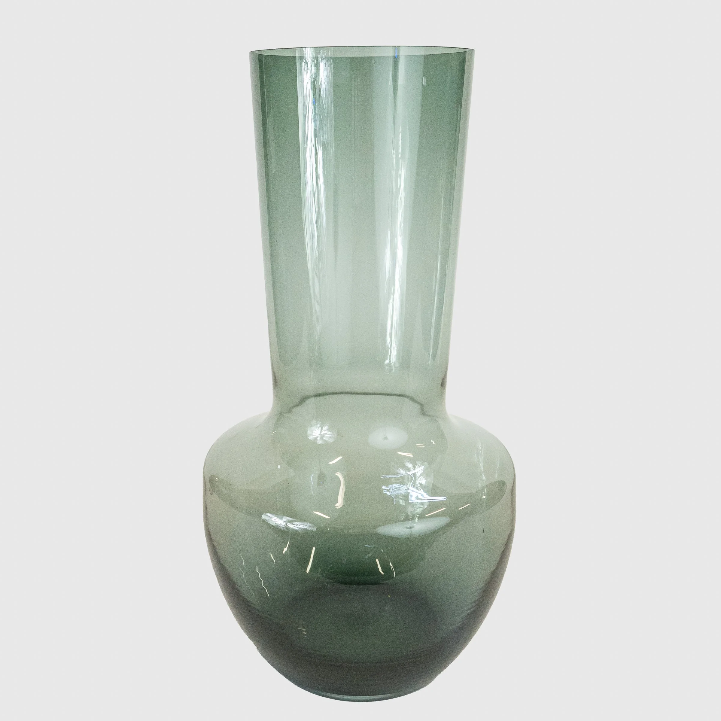 Talum Glass Vase (19.5" x 10.25" x 10.25")