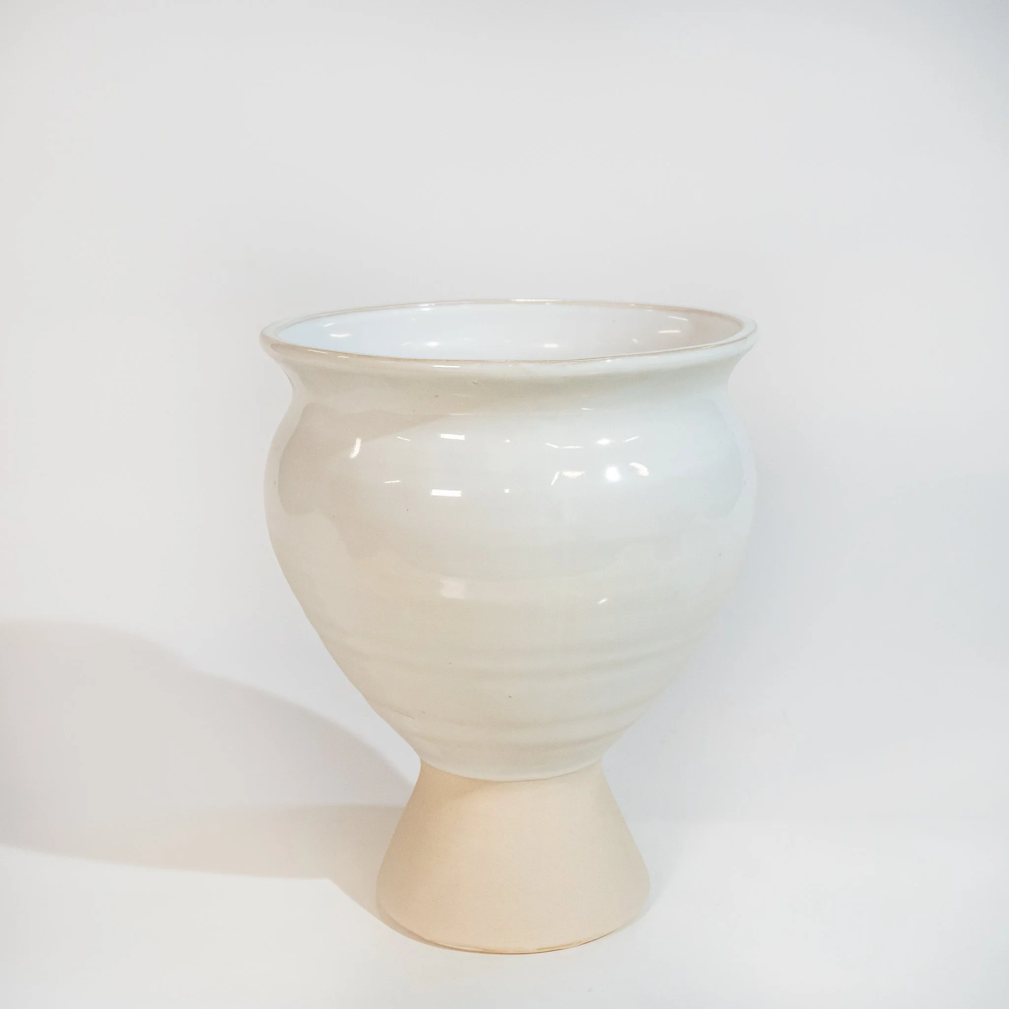 Magnolia Vase (5.5"x 7")