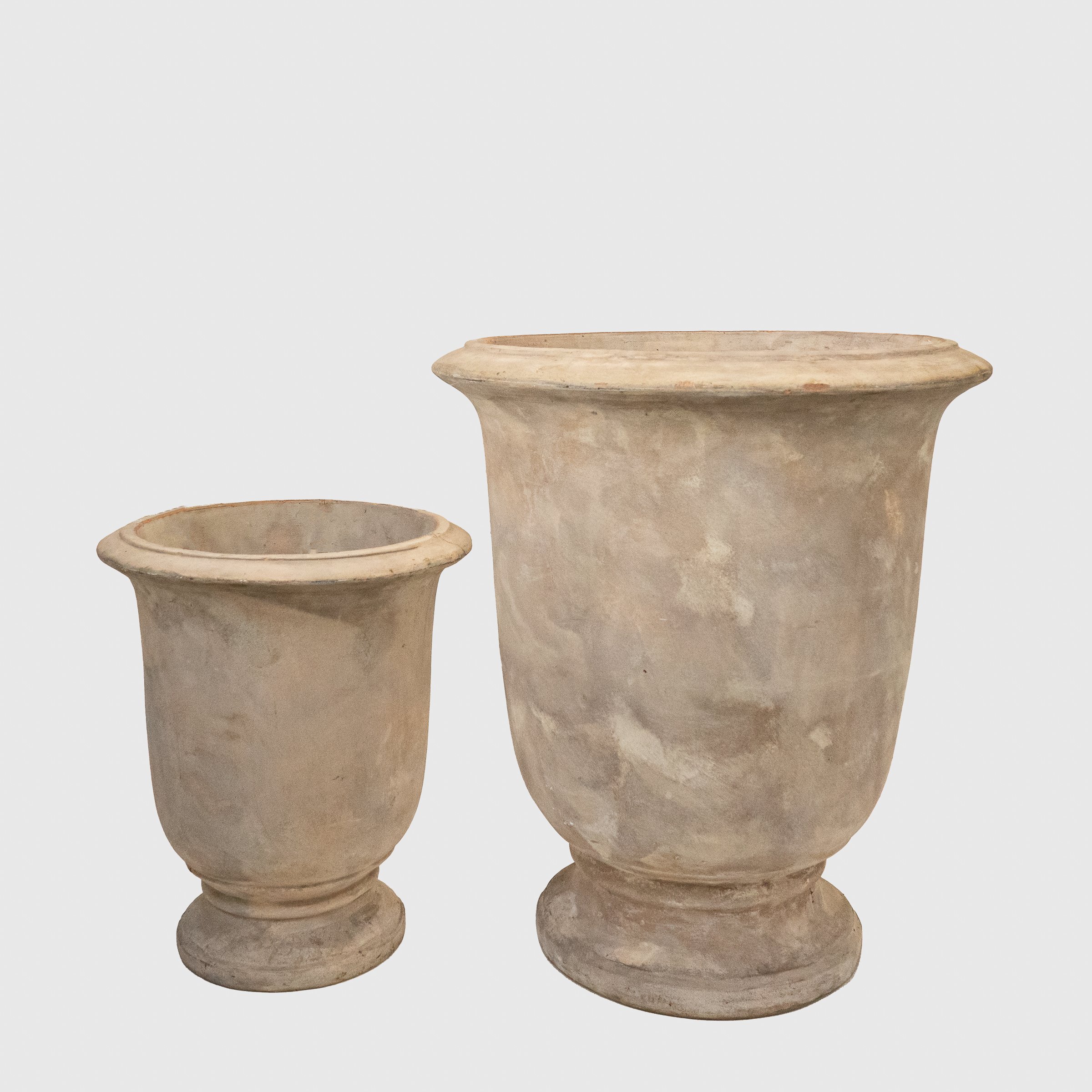 Toscano Urns (15.5'' x 18'') + (22.5'' x 26'')