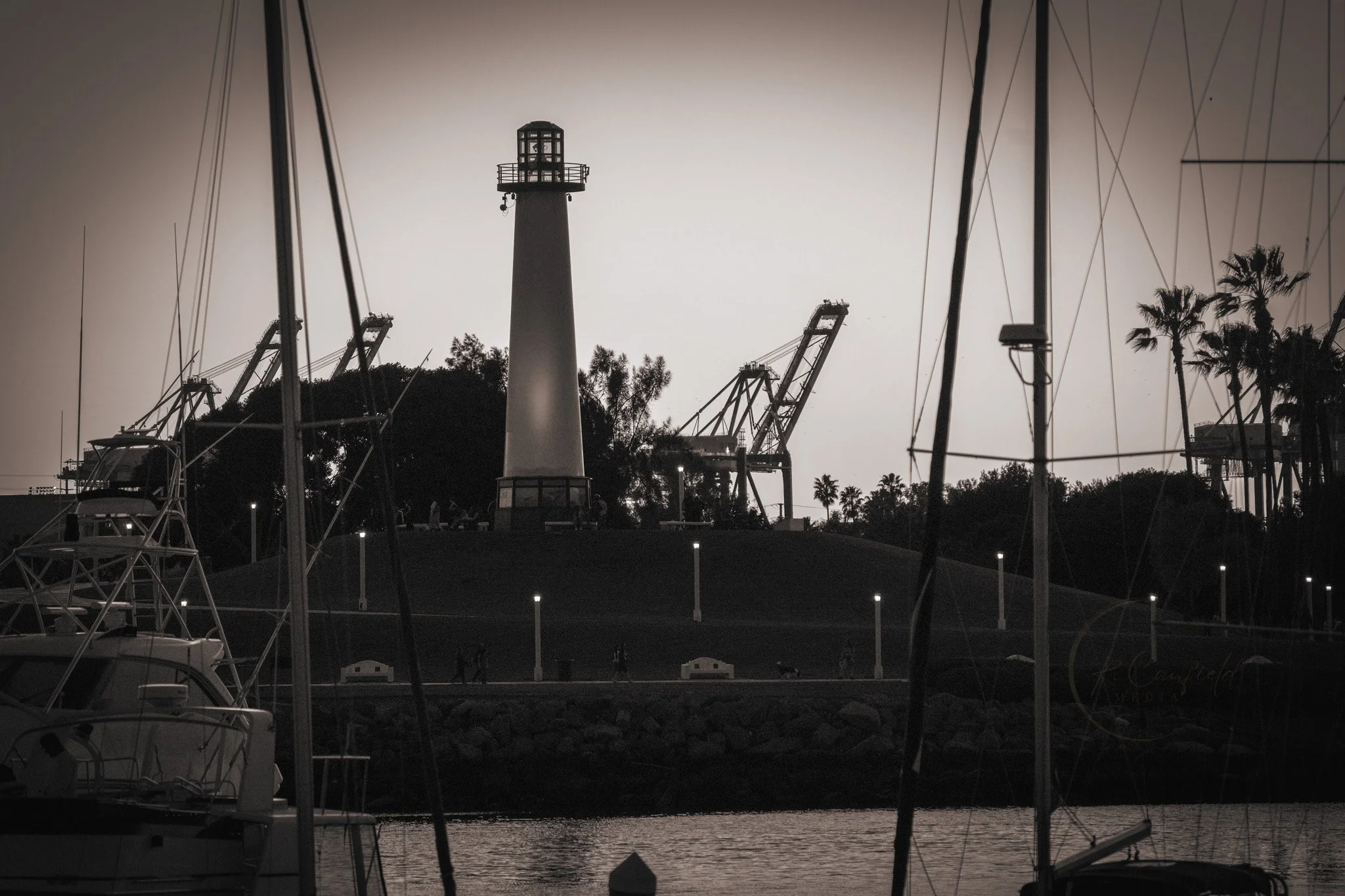 lighthousesilouette.JPG