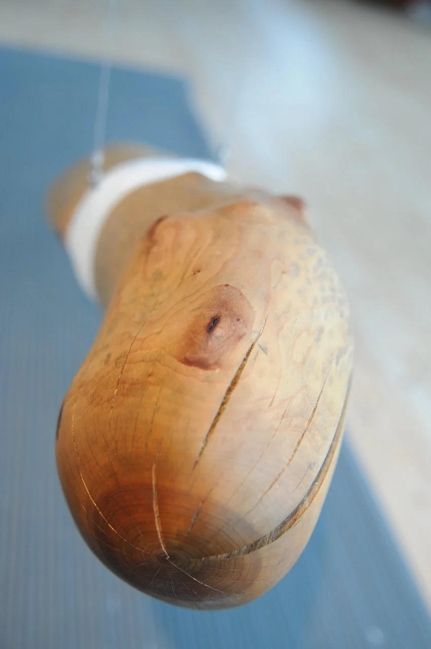 Skulptur hengande, red 72 dpi.jpg