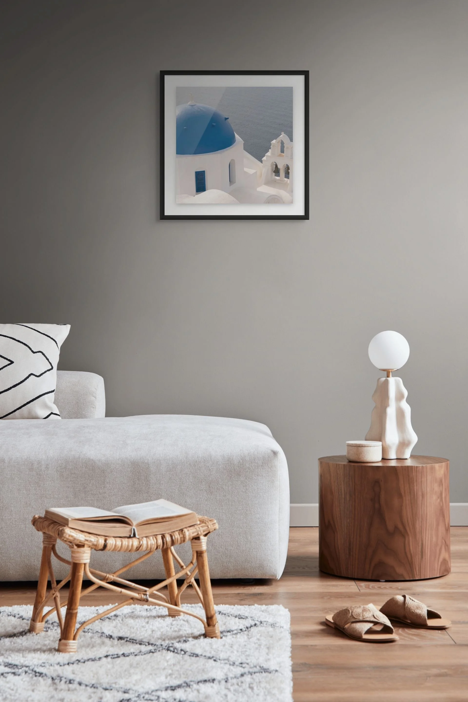 oia 110426-7-medium.jpg