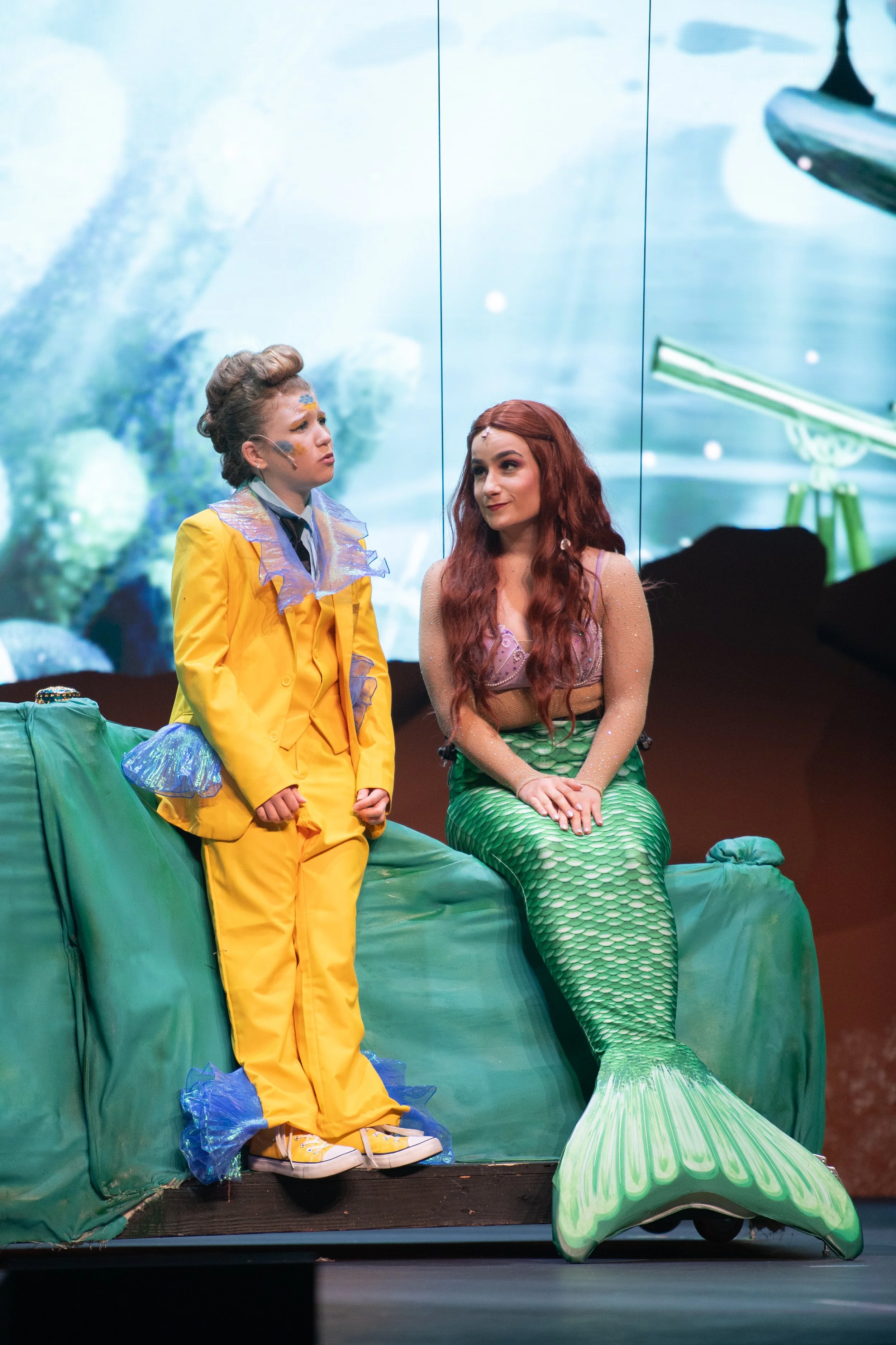 Cat Rojo as Ariel chatting with Flounder