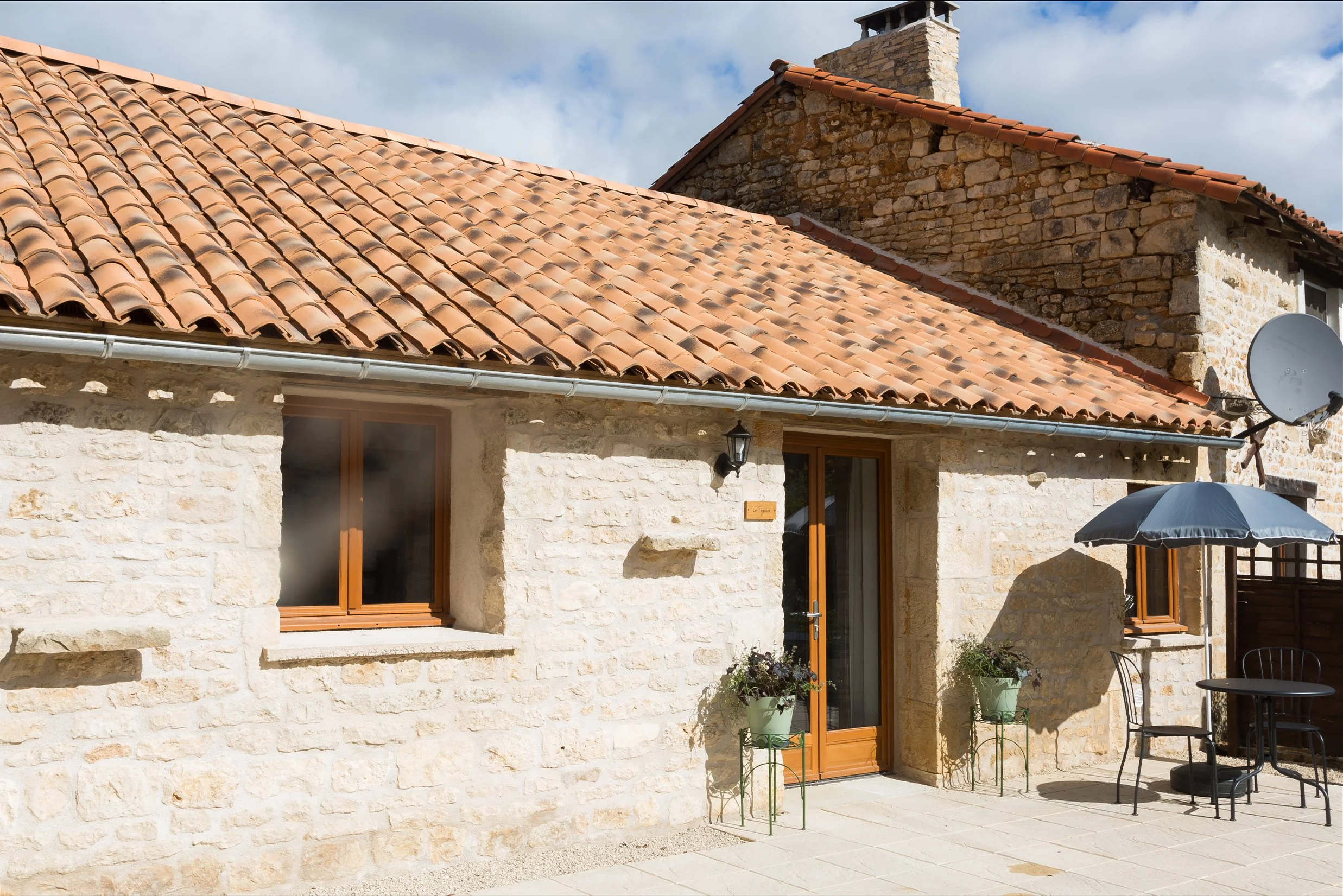 Le Figuier (sleeps 2/3)