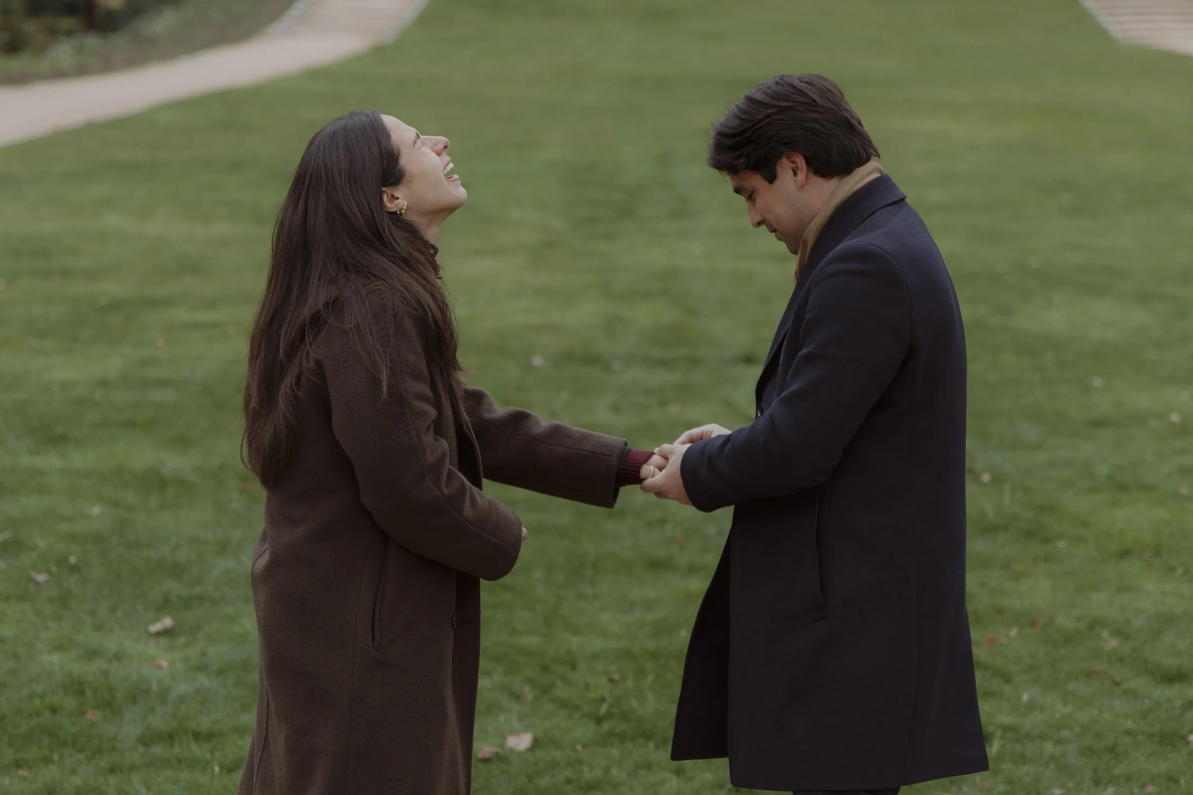 Engagement session in Madrid with romantic and cinematic style