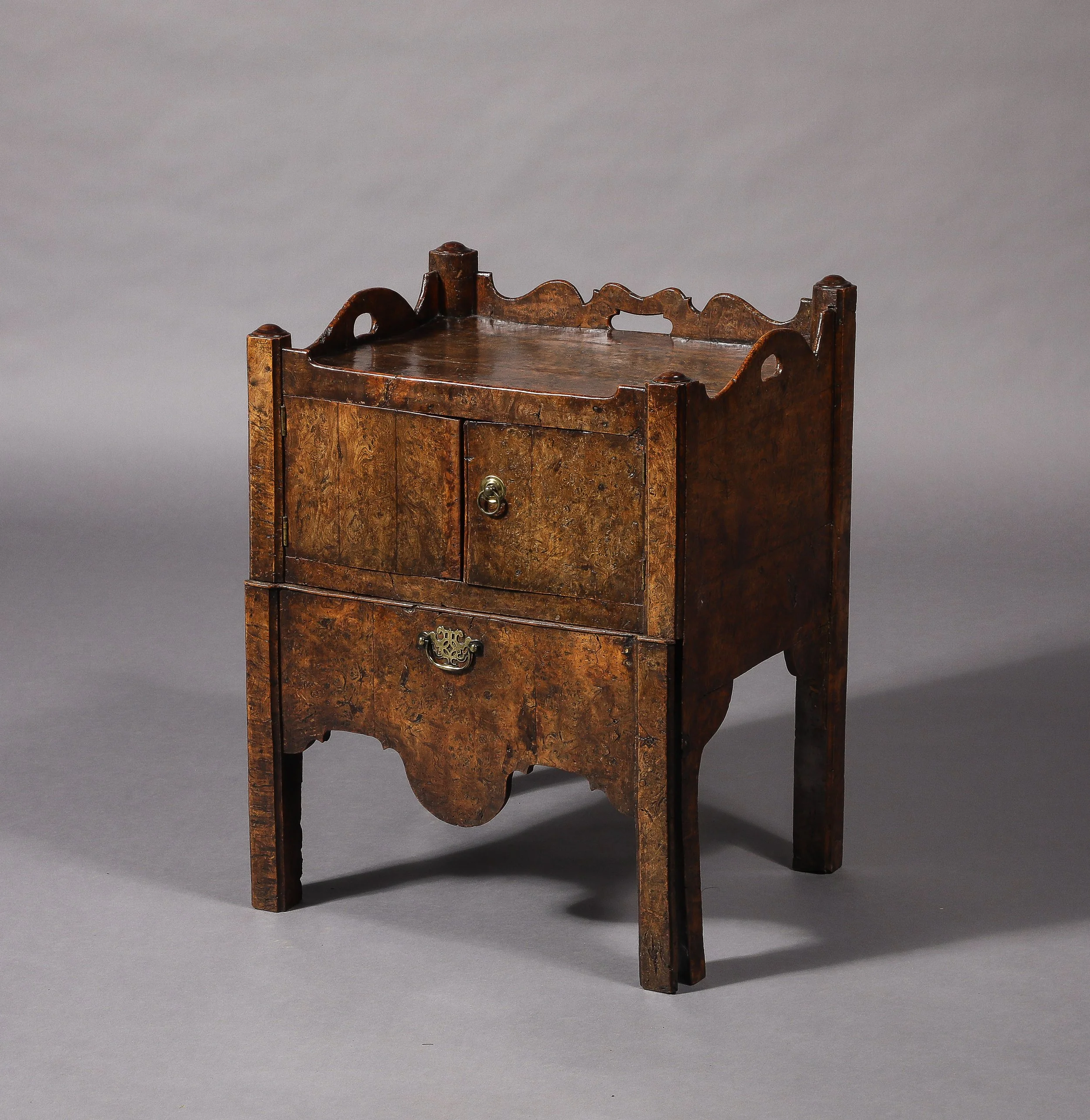 18th C Burl Elm Bedside Cabinet