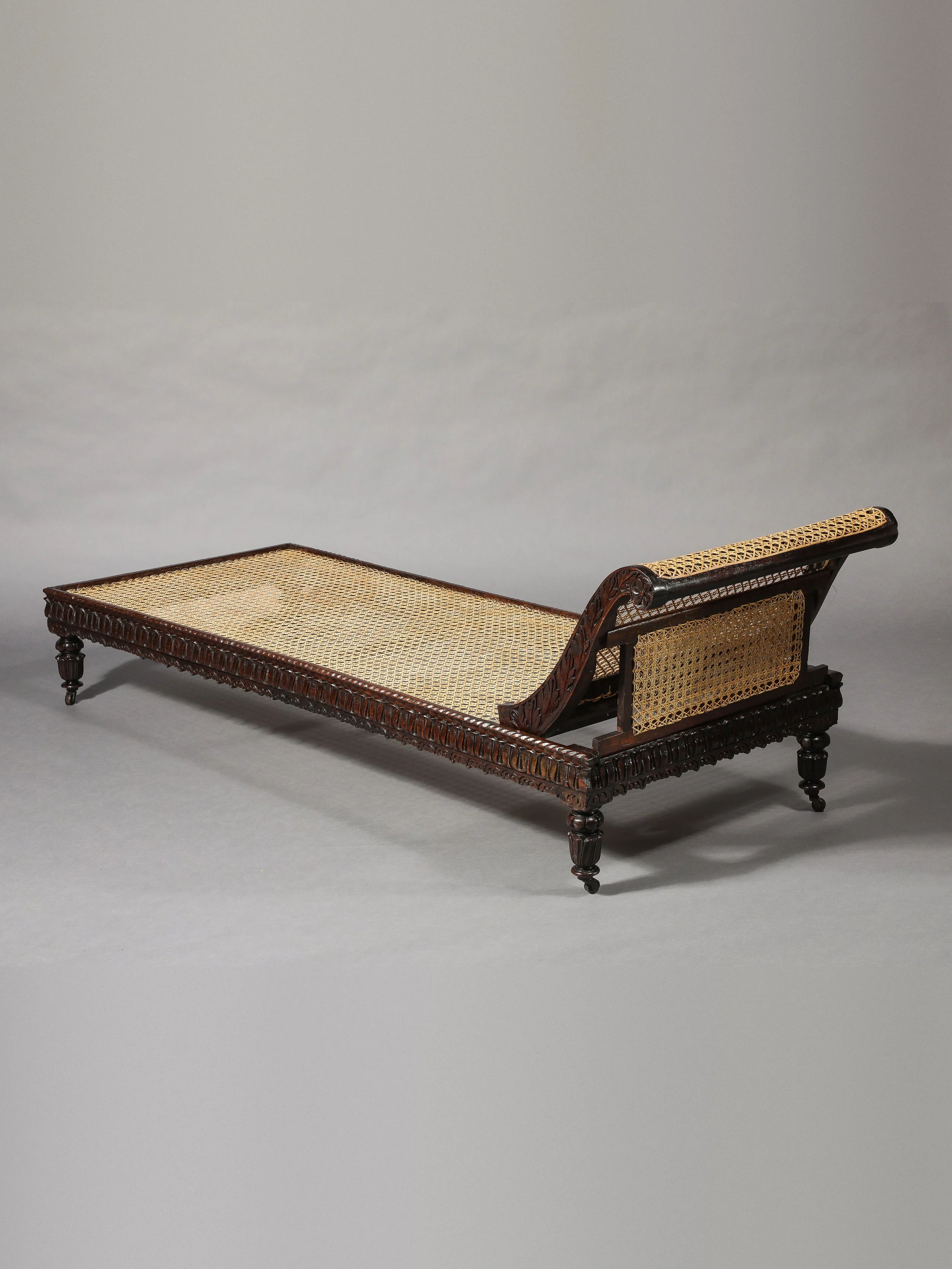 Anglo-Indian Daybed in Bombay Mahogany Circa 1860’s