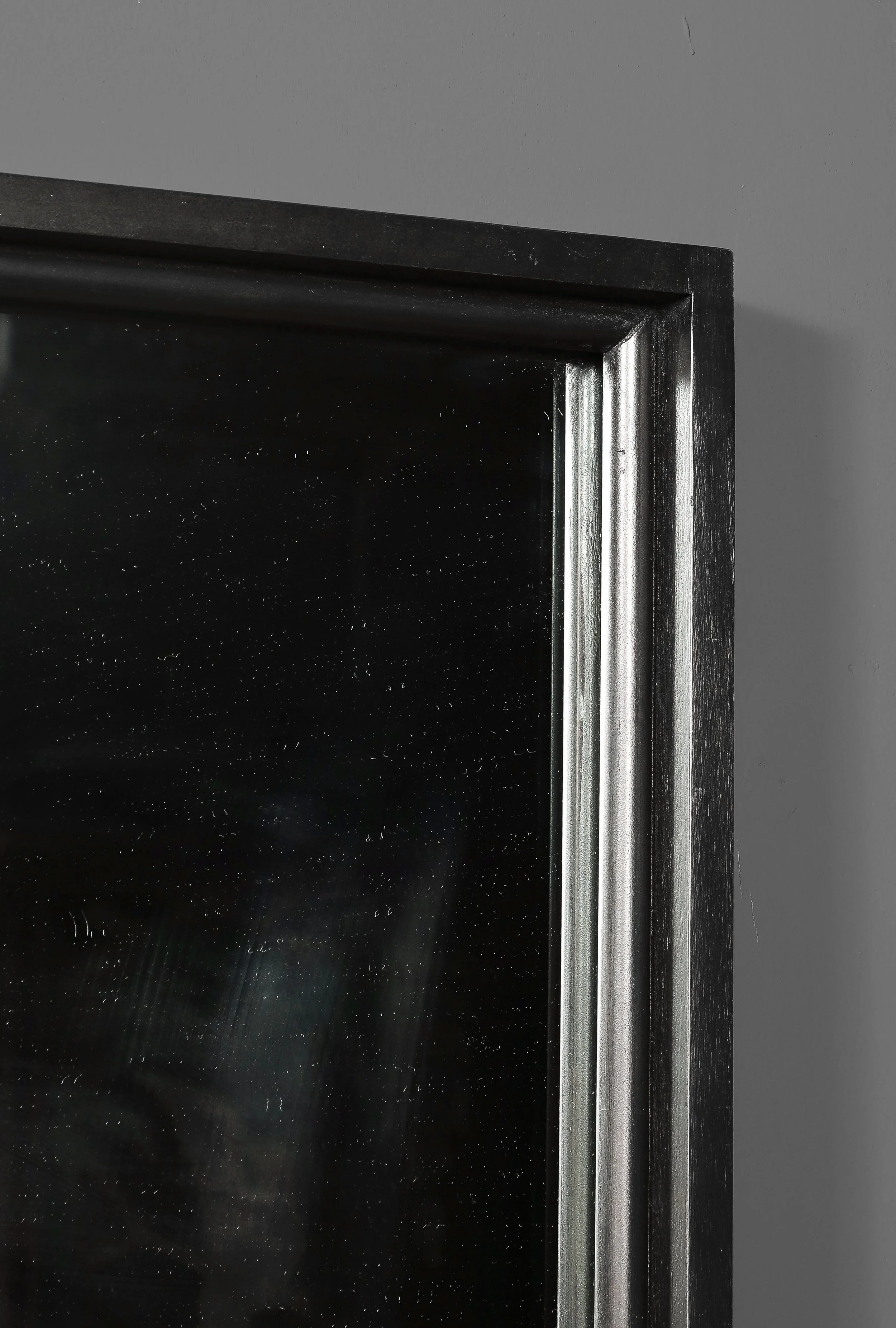 2P6A7701_grey.jpg