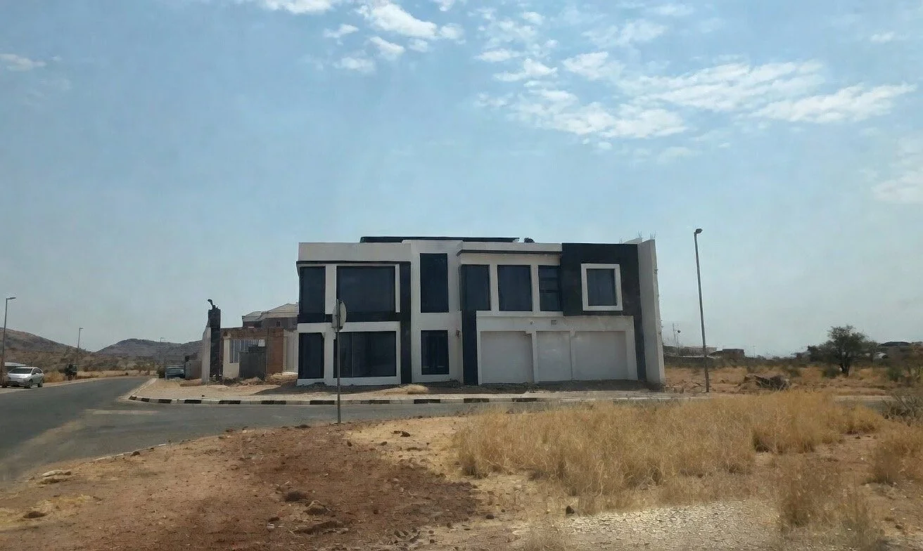 741 ACADEMIA (DESIGN & CONSTRUCTION