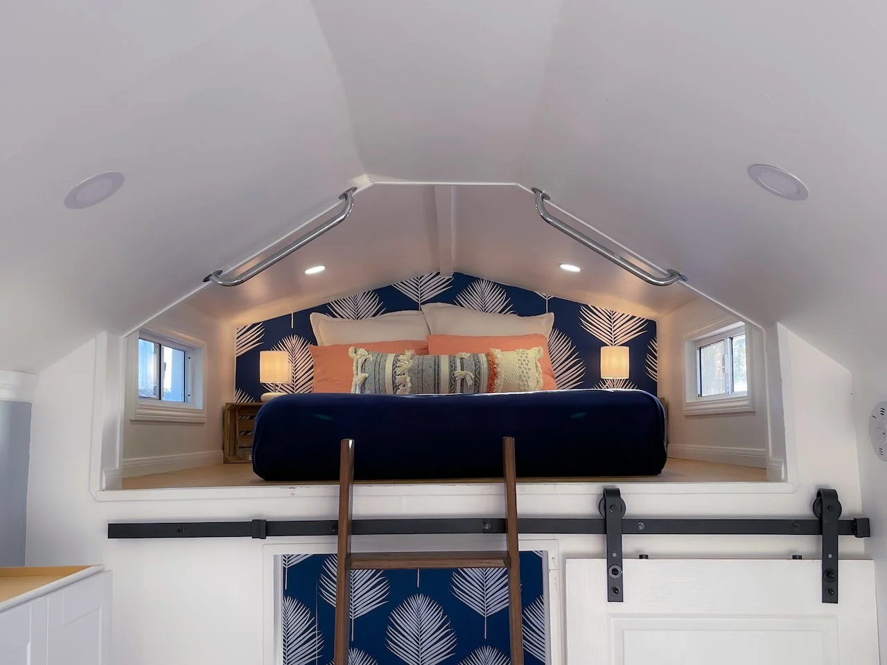 Acc-TinyHouse-20.jpg