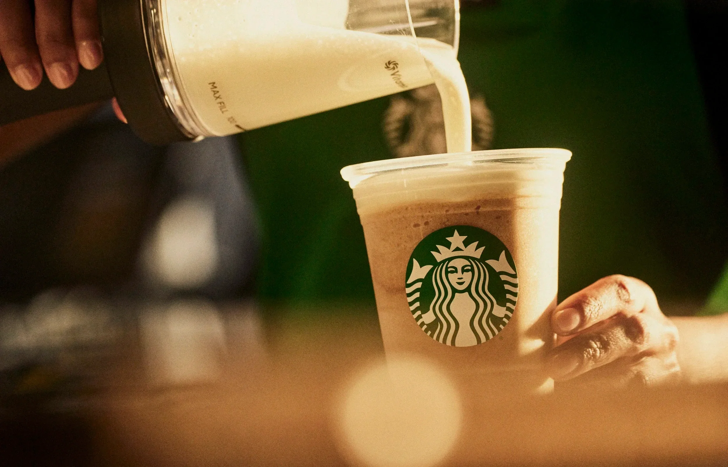 28_MirandaKendrick_Producer_Starbucks_Frappaccino_AnthonyBlasko.webp