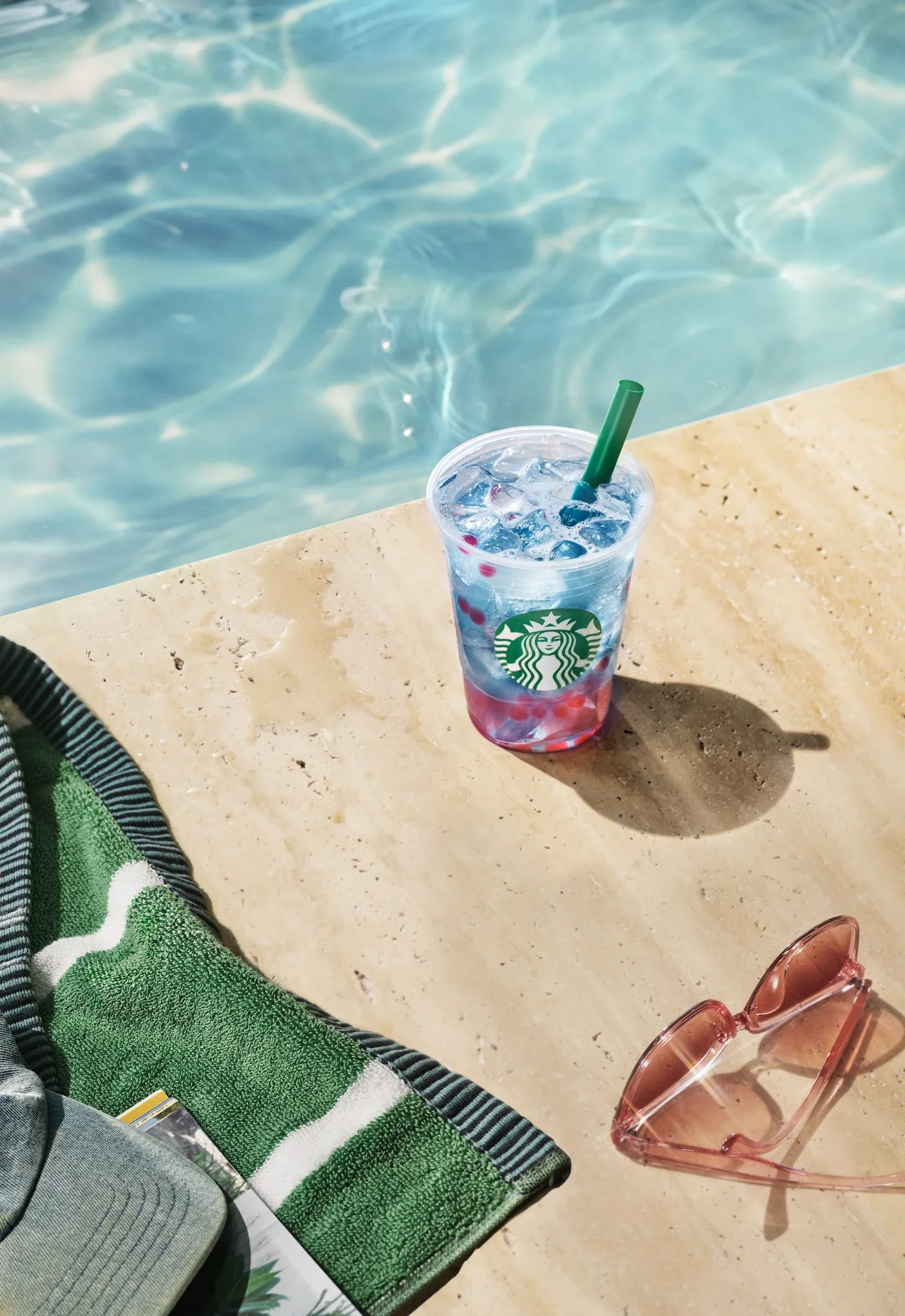 33_MirandaKendrick_Producer_Starbucks_ChelseaKyle_Poolside.webp