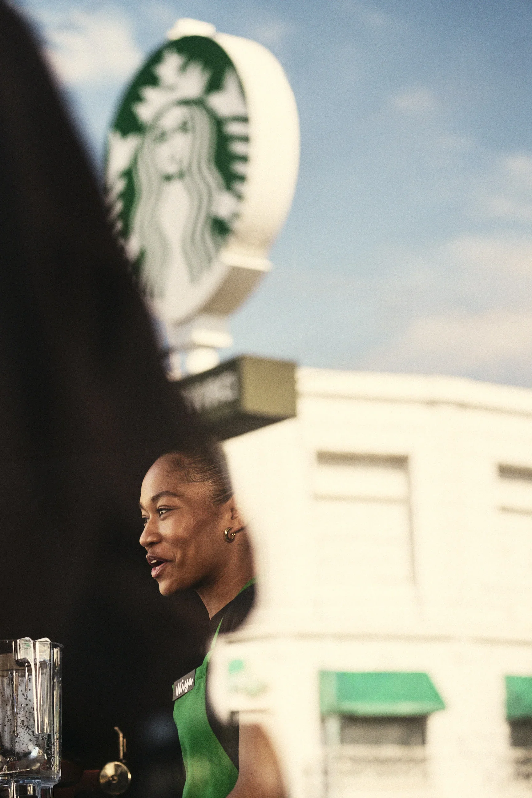 9_MirandaKendrick_Producer_Starbucks_Barista_AnthonyBlasko.webp