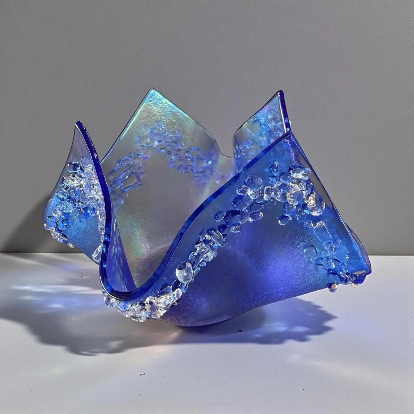 Perfect Christmas gift at the Palm Room Gallery!
#fusedglassartist#martinarts