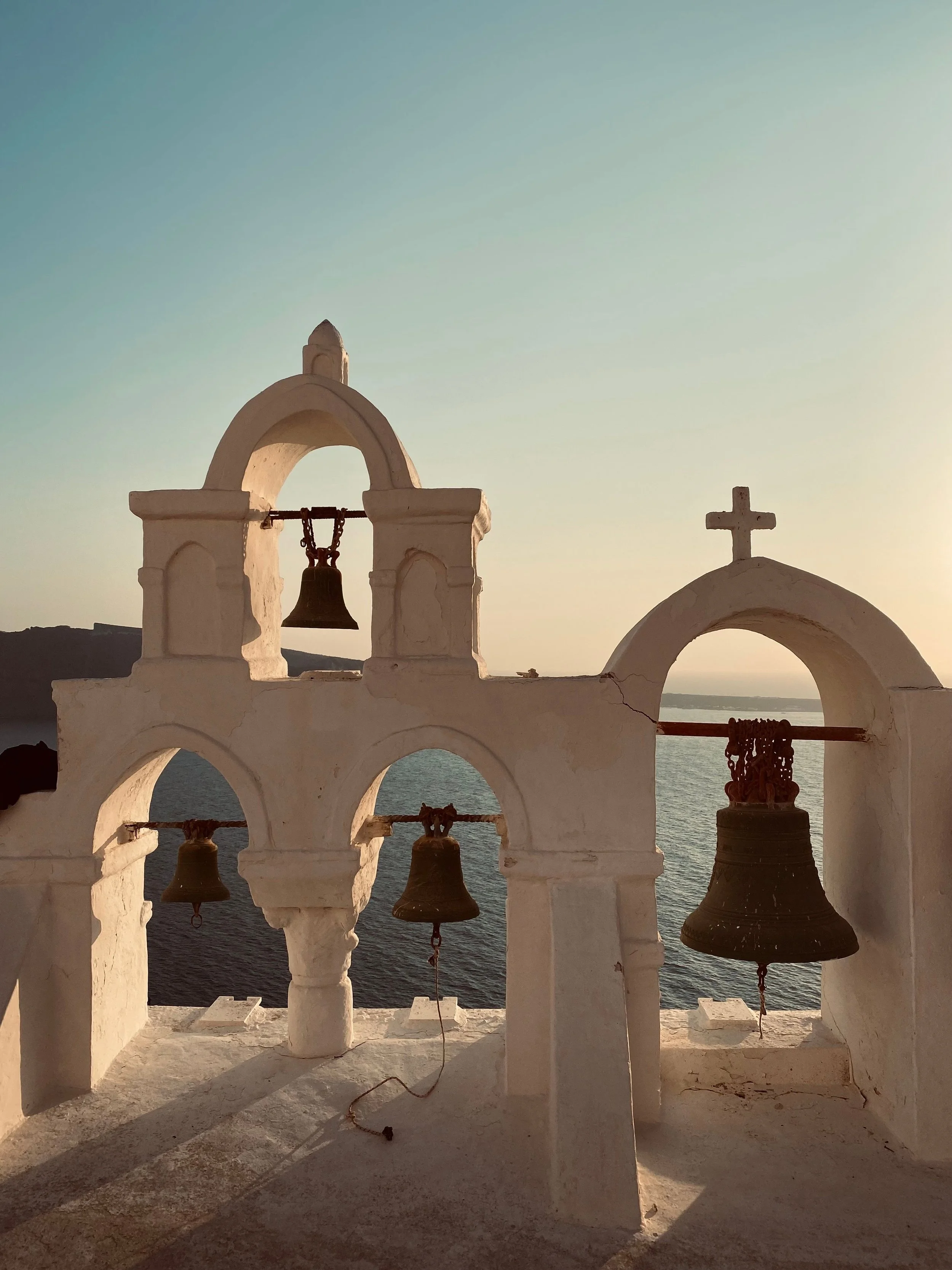 The Best Time of Year to Get Married in Greece