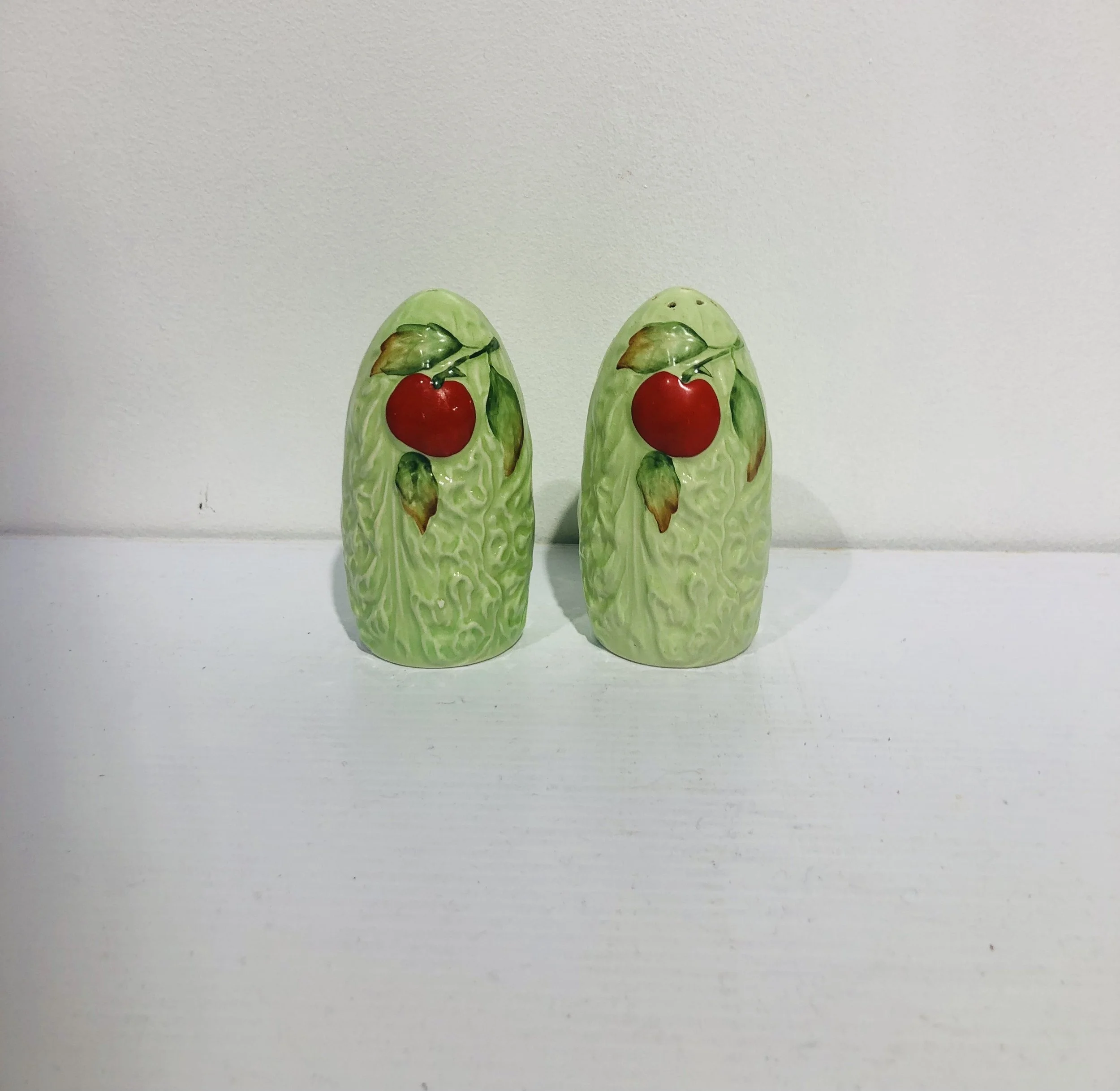 Carltonware Tomato and Cabbage Salt & Pepper Shakers