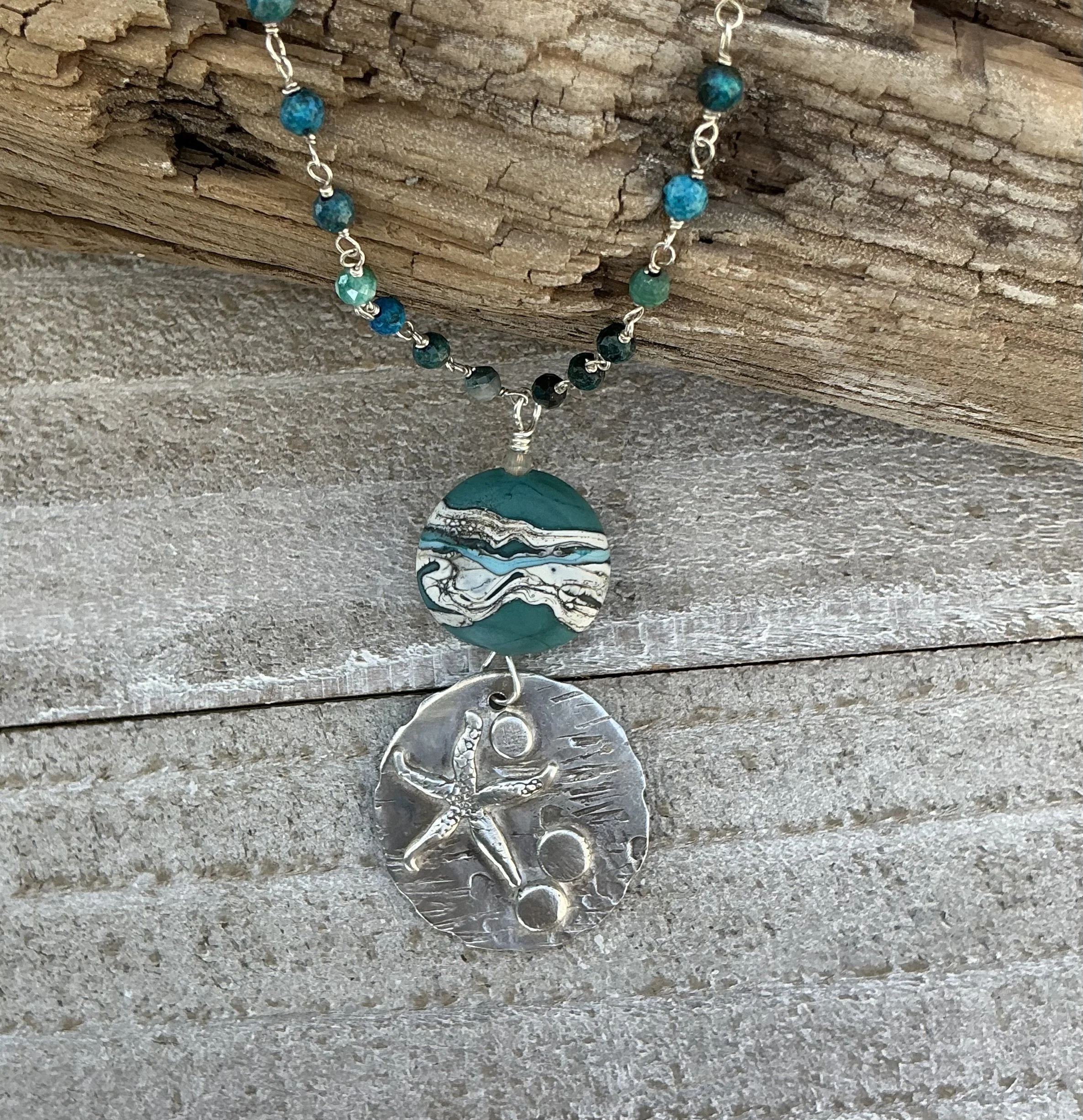TIDE= LAMPWORK BEAD NECKLACE