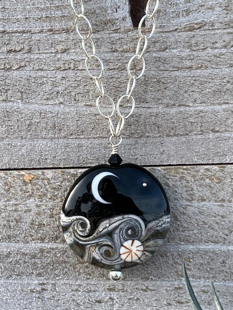 MOON WAVES BEAD NECKLACE