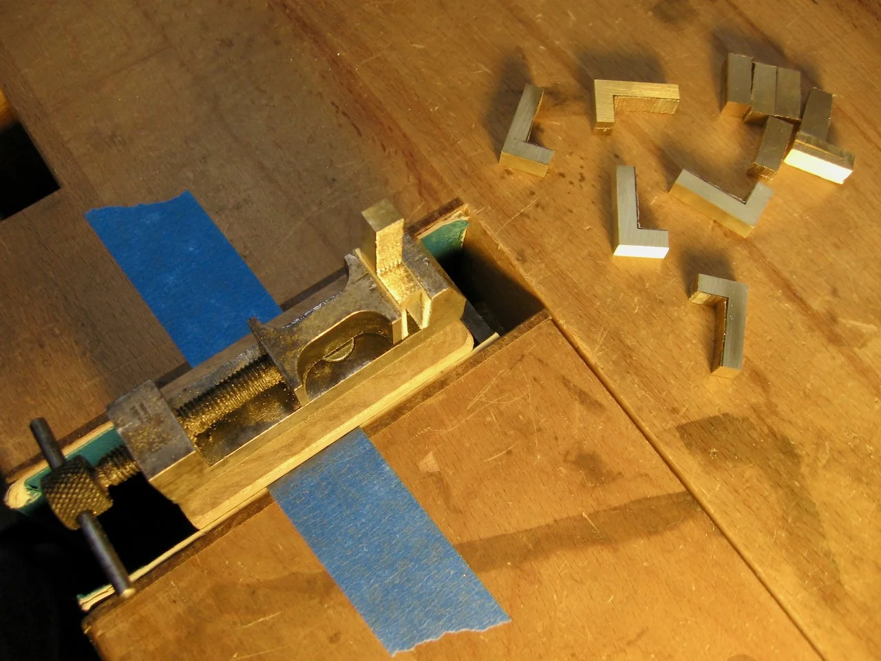 Making hinges_003.jpeg