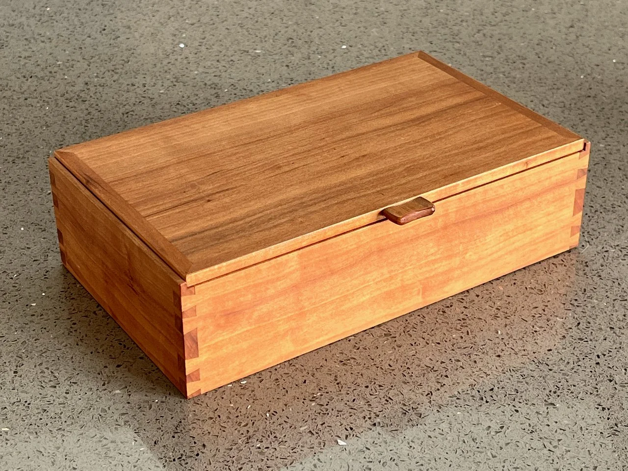 Apple Box - Apple, Maple