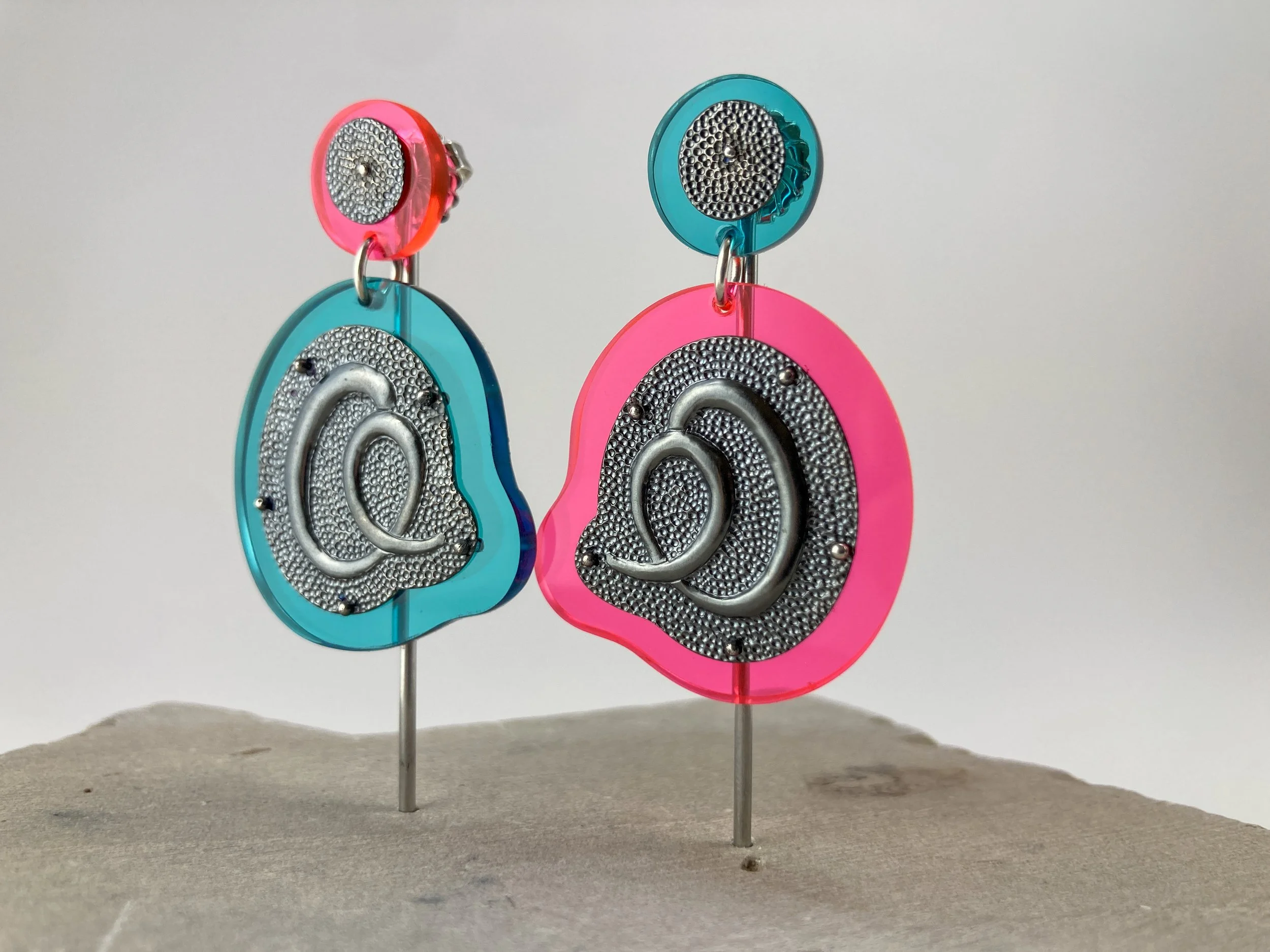 Spiral Earrings (Cyan + Pink)