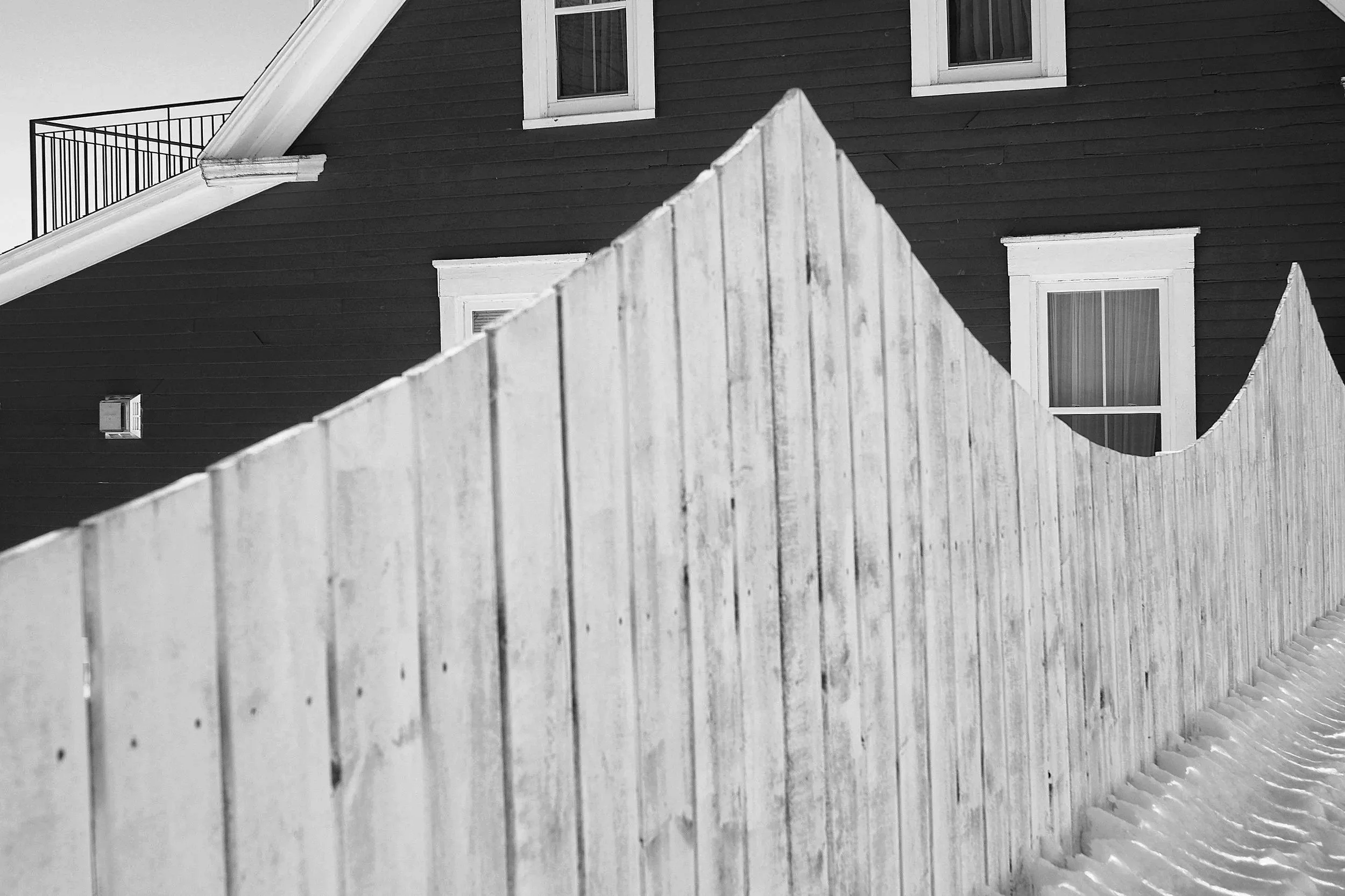 blue+house+lunenburg+curved+fence.jpg