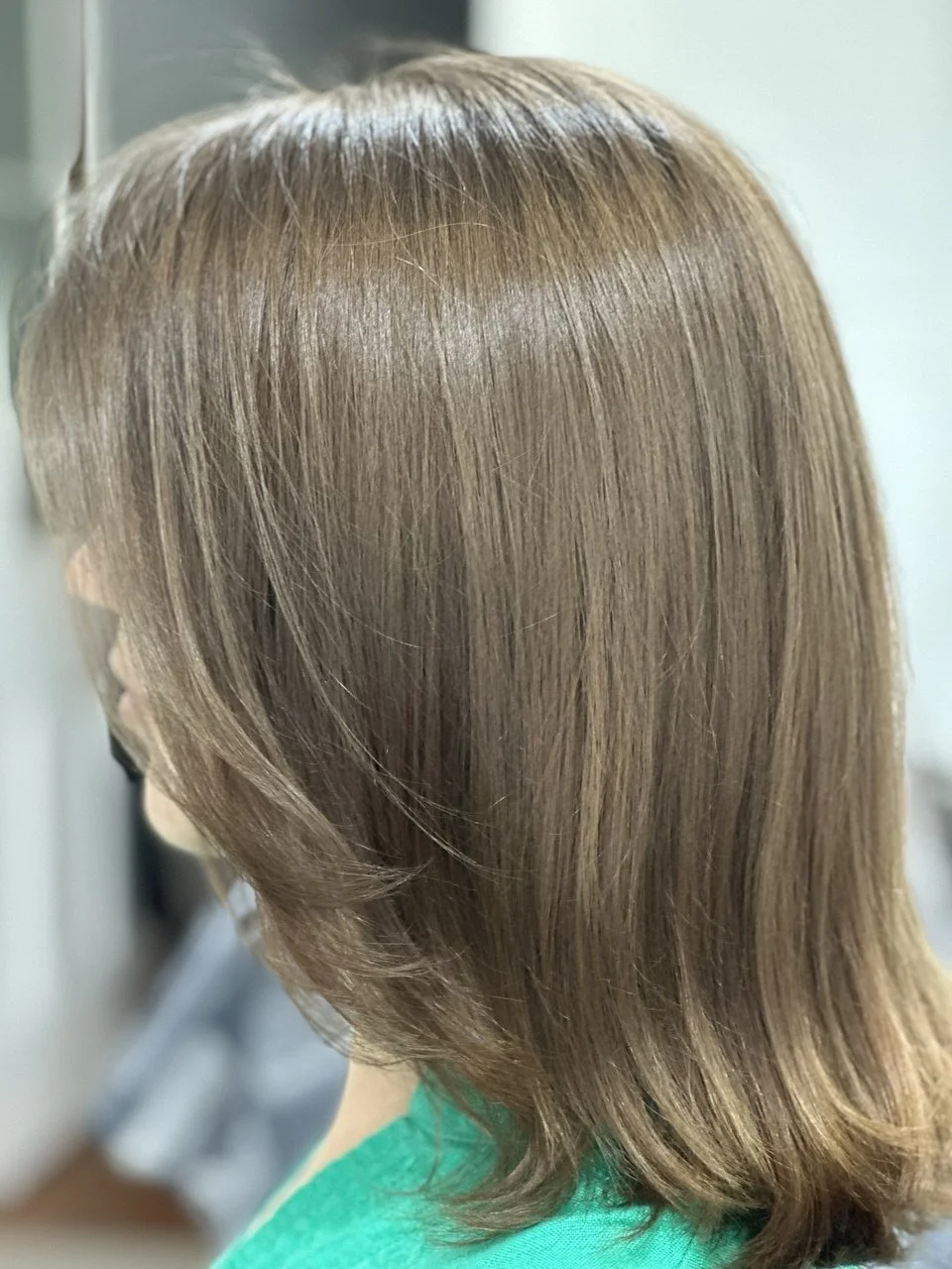 Blonde short hair cut