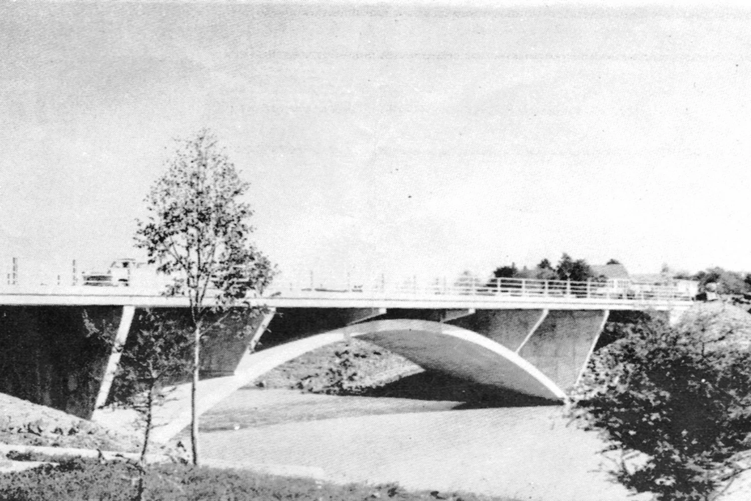 Fourth Clevedon Bridge, built in 1966 and still standing today