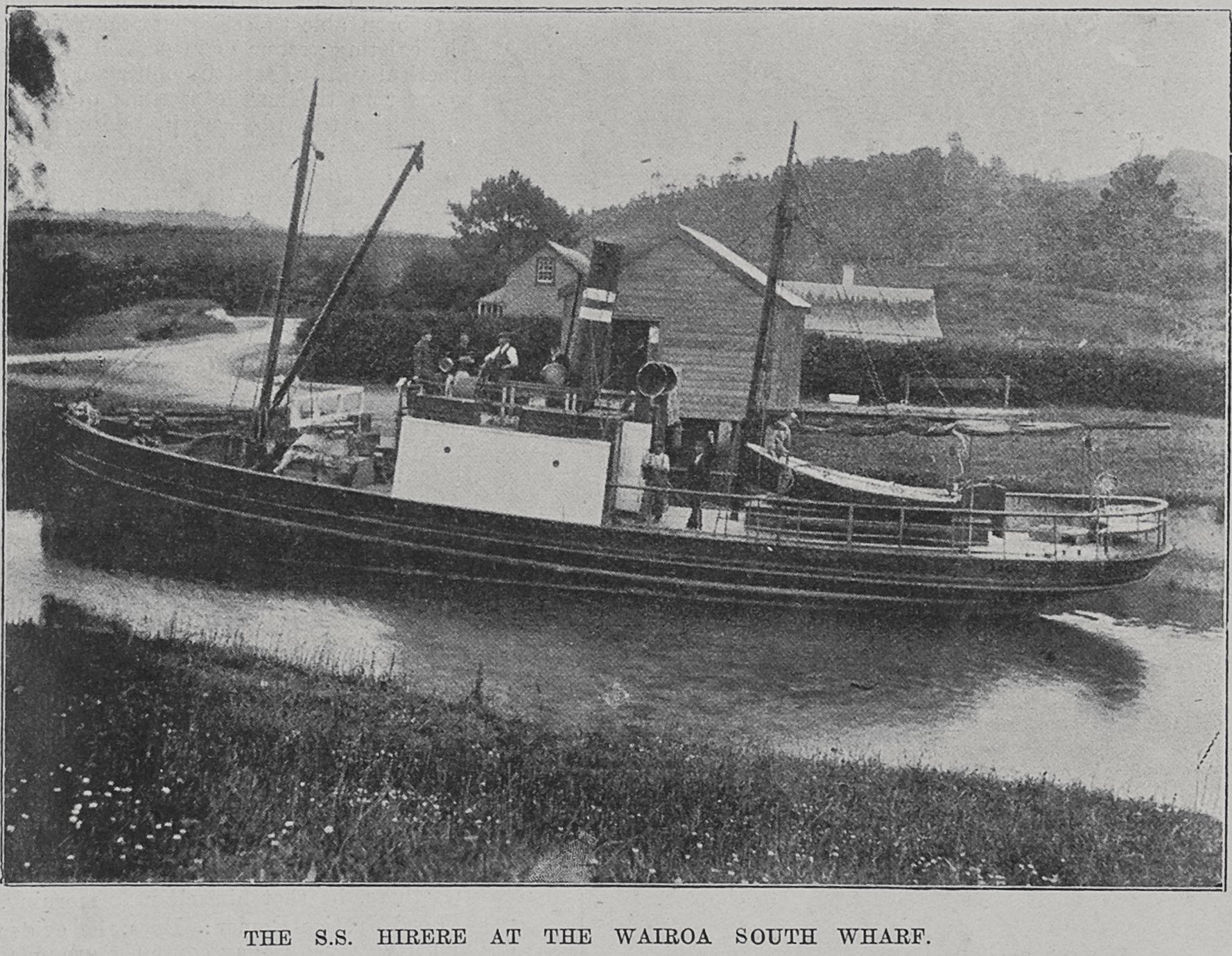  SS Hirere at the Clevedon Wharf, 1900