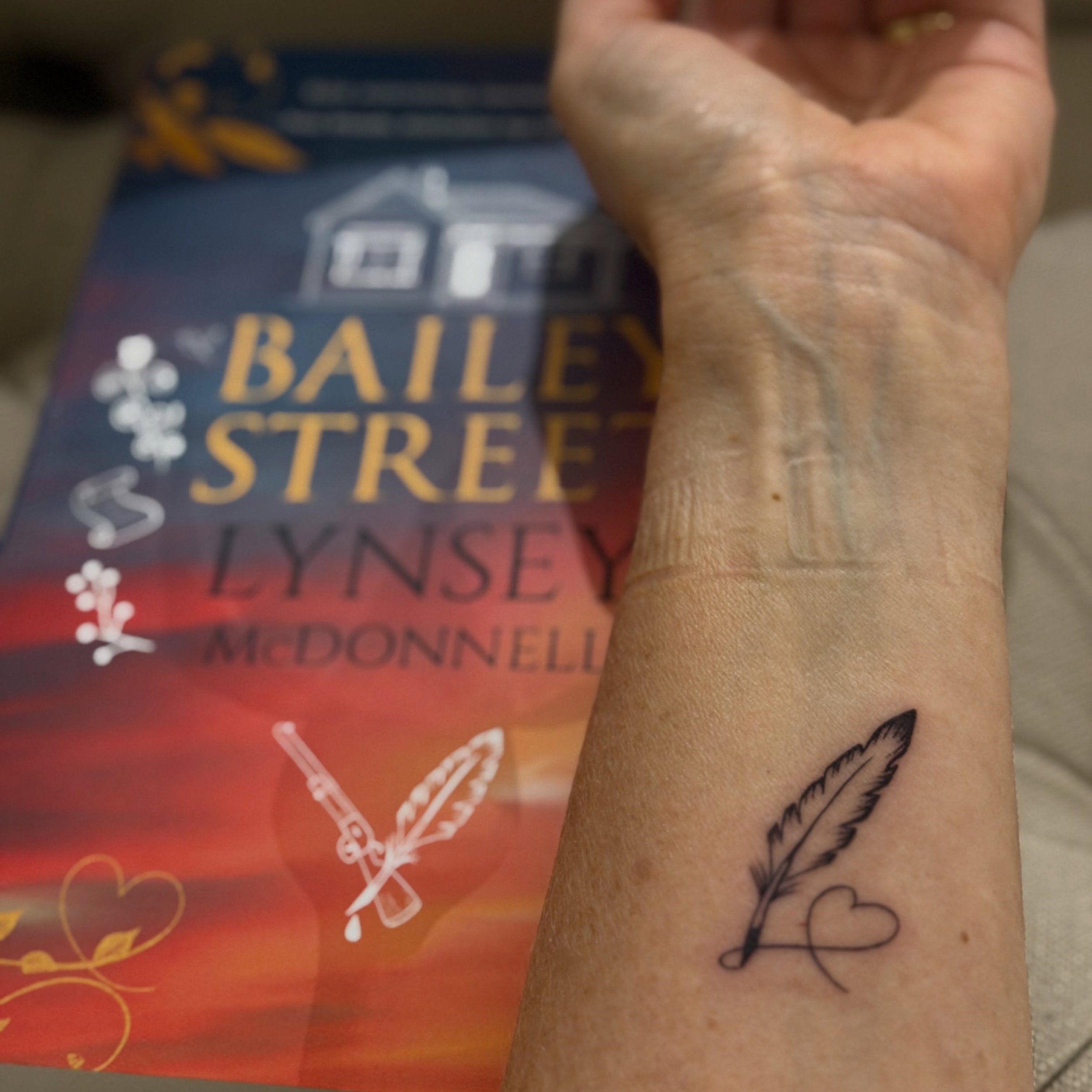 Did I mention how much I love my cover art?!

Designed by cover artist @pierre.agrain 
Tattooed perfectly by the lovely, talented @slaykers84 

&ldquo;I write stories with heart&rdquo; ❤️ 

#perthwriter #australianfiction