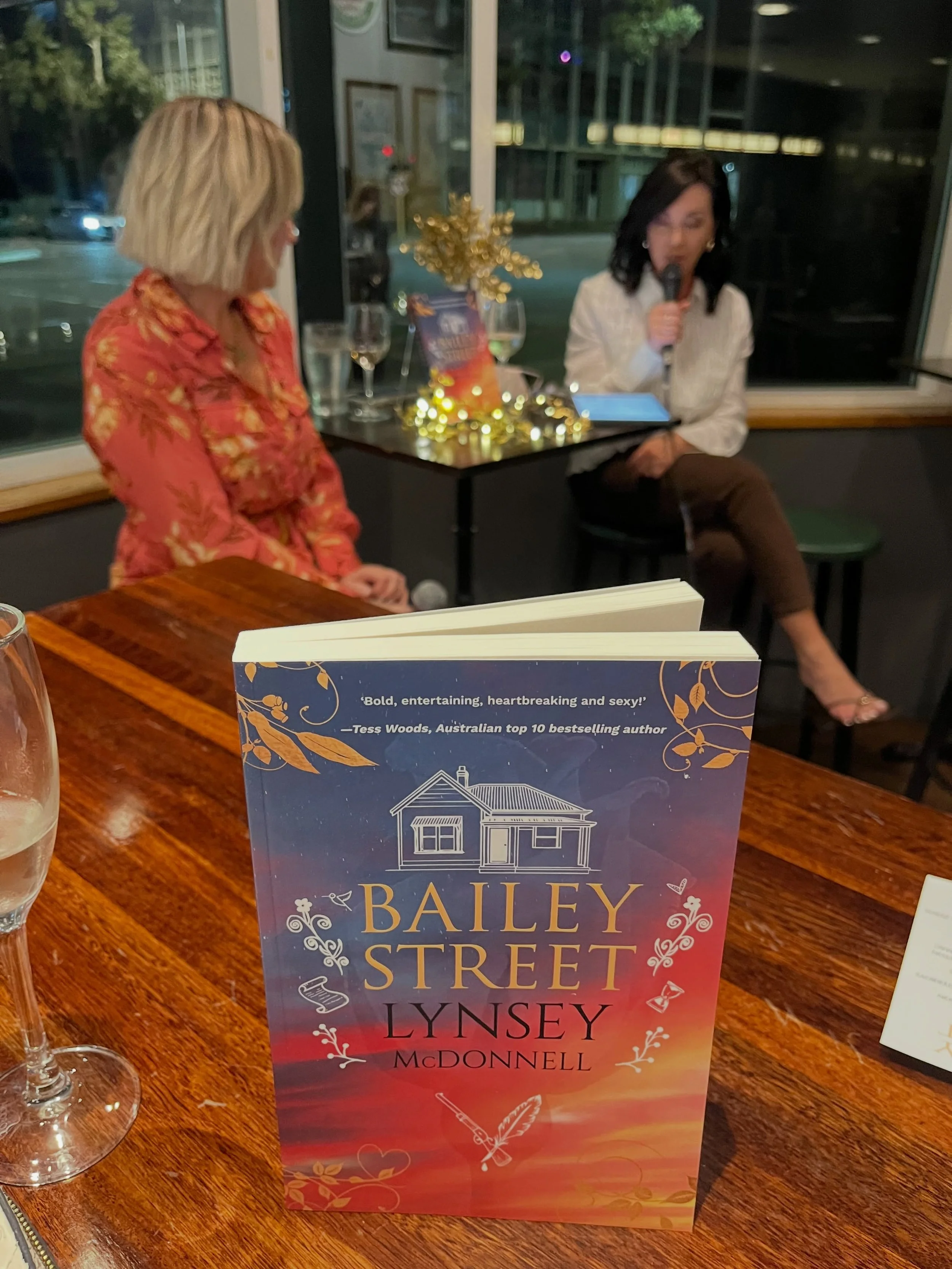 Tonight, some poor unsuspecting punters at @fenians_irish_pub came out for a quiet dinner and left with a copy of Bailey Street for their mum 😂. Such is the power of my beautiful friend @_mandywalshwriter! 🙌

Thank you to the lovely Liz and Theresa
