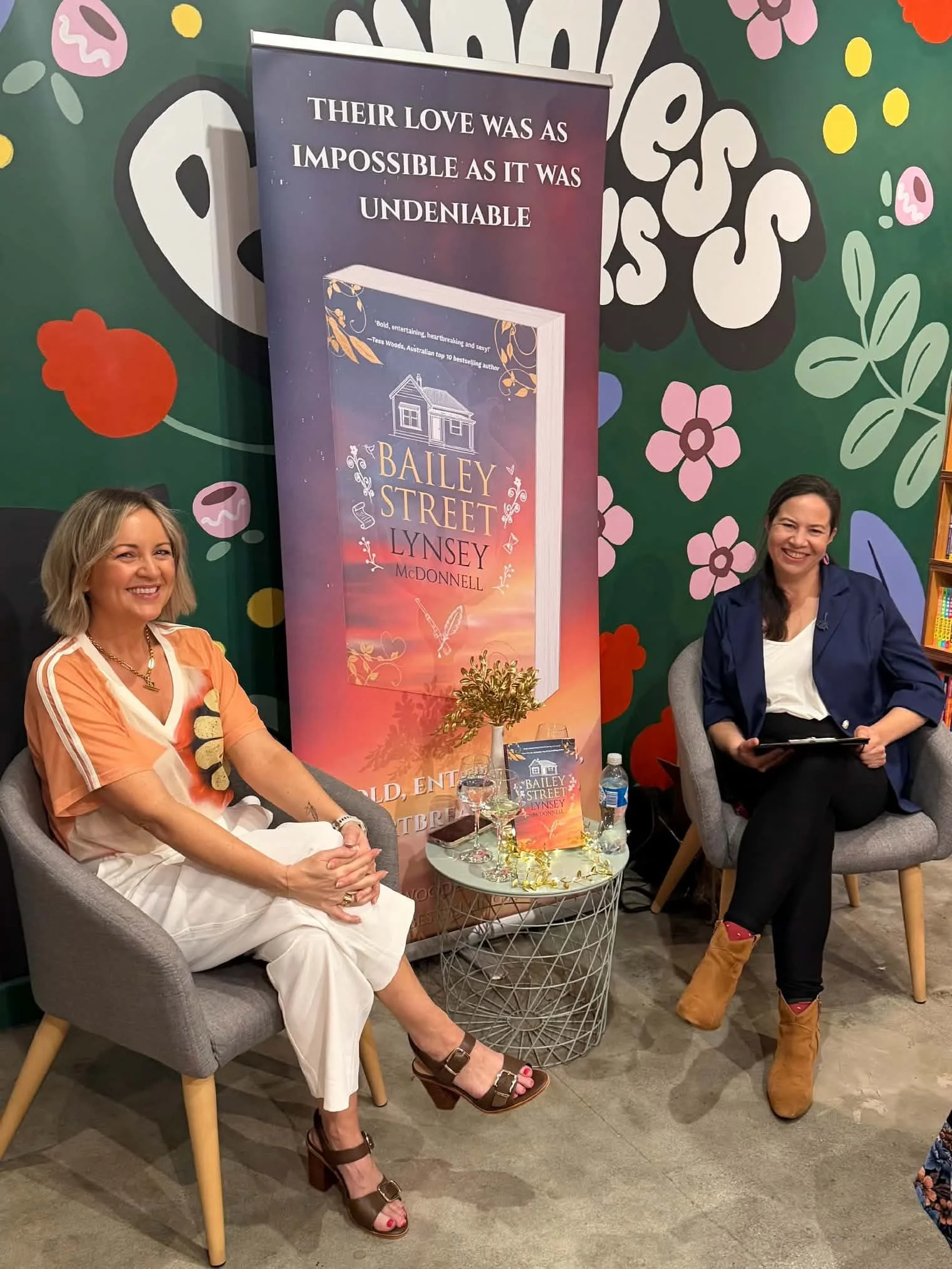 Big thanks to Allyce and the team for a gorgeous evening at @boundlessbooks.au Leederville. @sashawasley_author, you are an absolute pro and I feel very lucky to have your support!
🧡🧡🧡