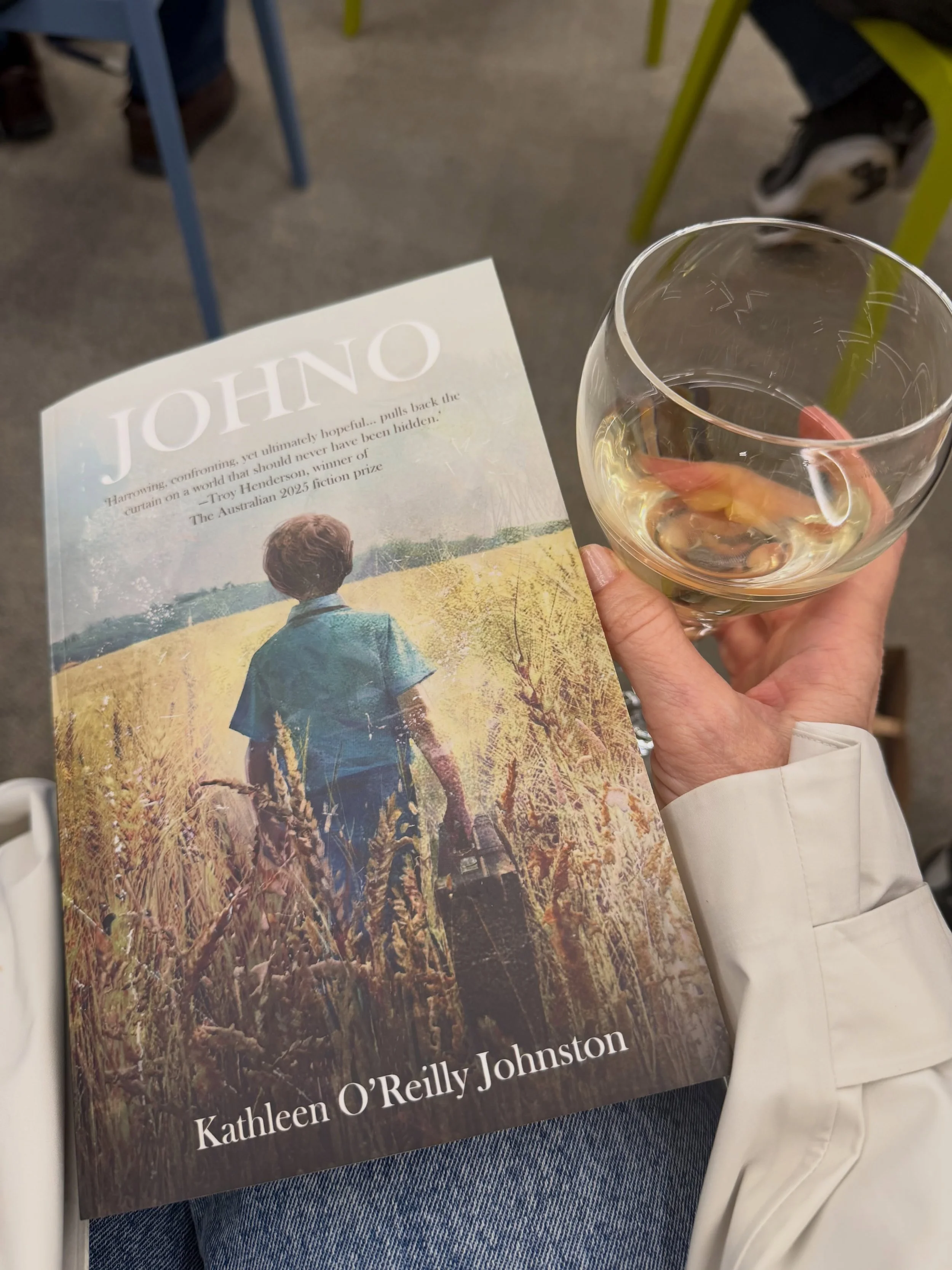 Tonight we heard about Johno - how he finally decided he was willing to share his story, and how @katejohnston48 became the absolute right person to tell it. Kathleen honours Johno so beautifully in this harrowing yet hopeful biography. Huge congratu