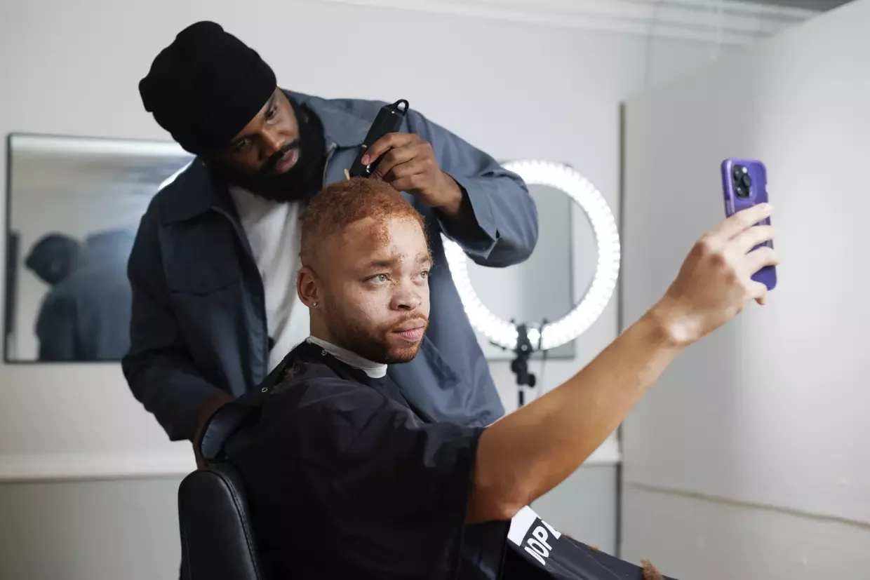 An image of The Float House.