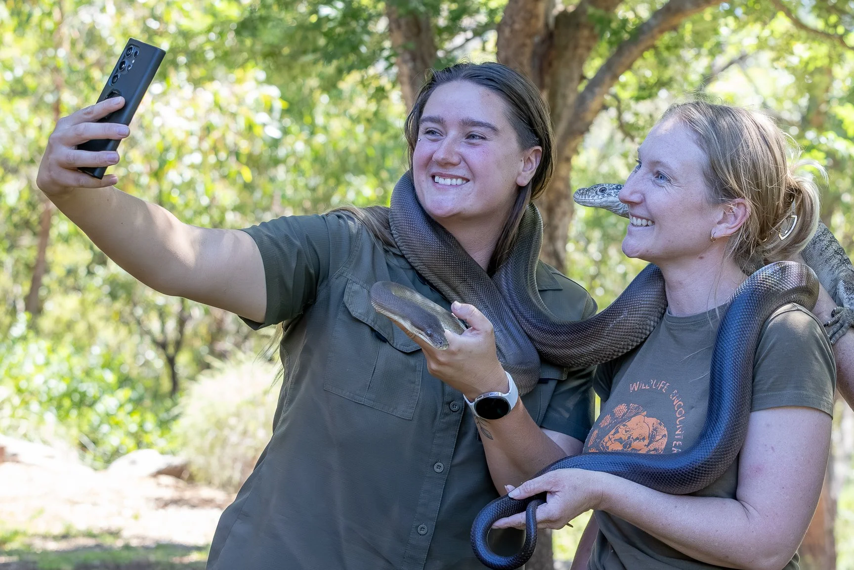 Snake selfie - Britt & Lea.jpg