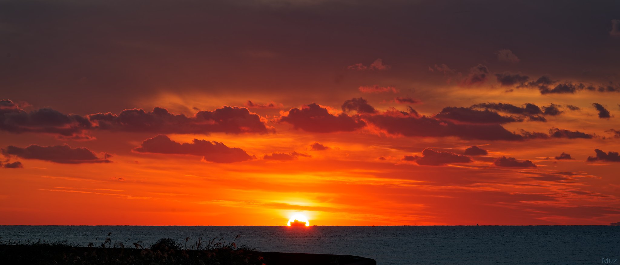 Sunset (124mm, f/13, 1/5s, ISO50)