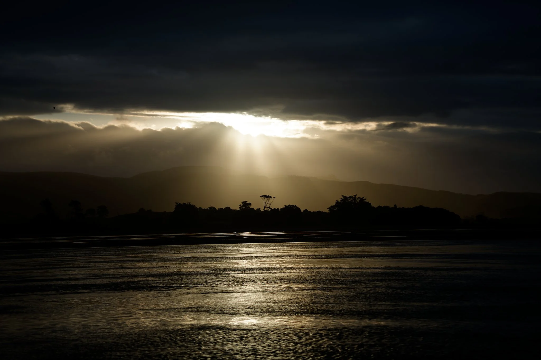 Surat Bay (28mm, f/6.3, 1/200s, ISO50)