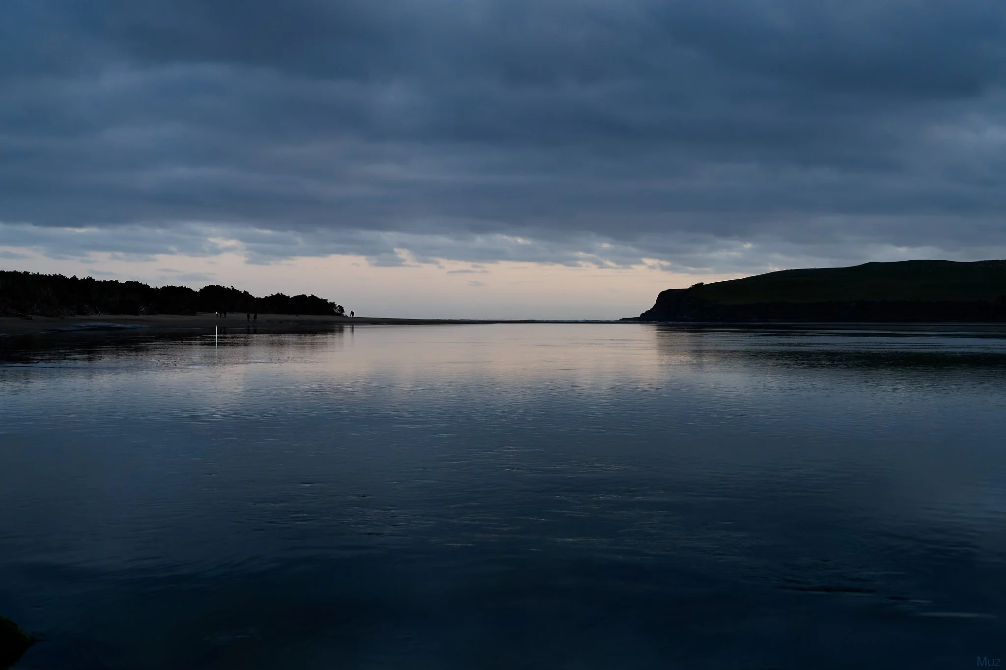 Surat Bay (50mm, f/5, 1/50s, ISO2500)