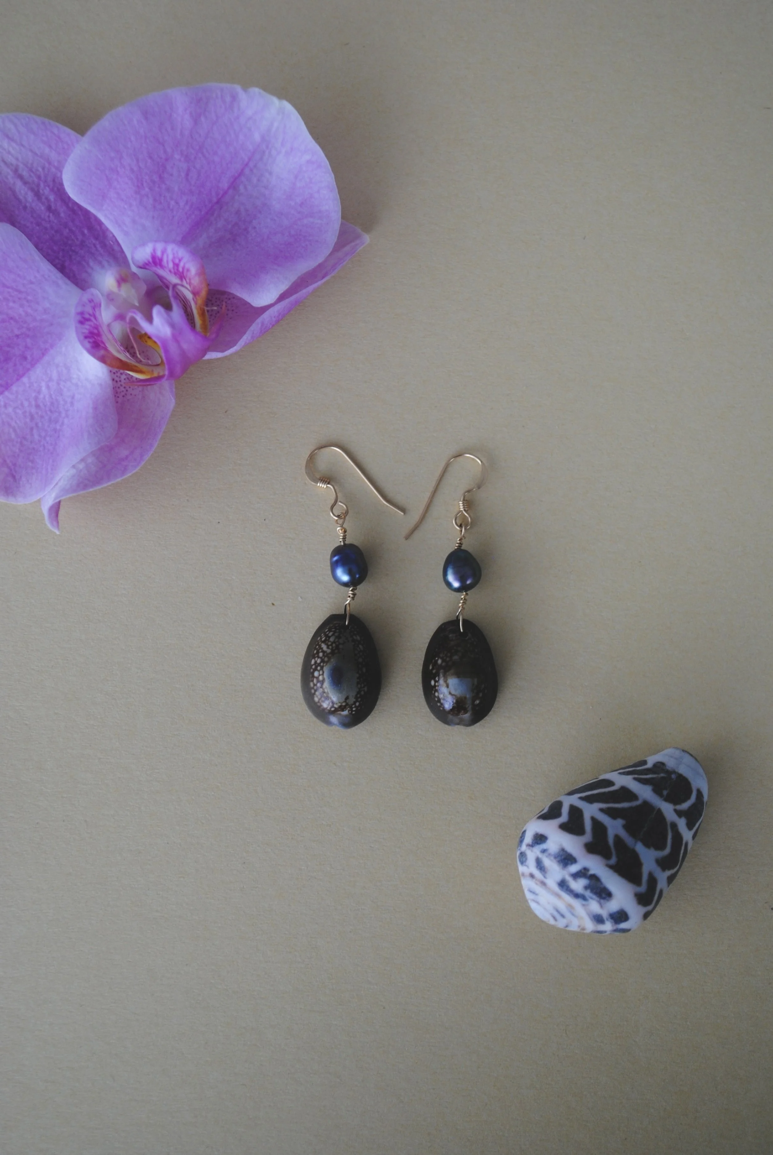 Snake Head Cowrie Shell Earrings with Freshwater Pearls