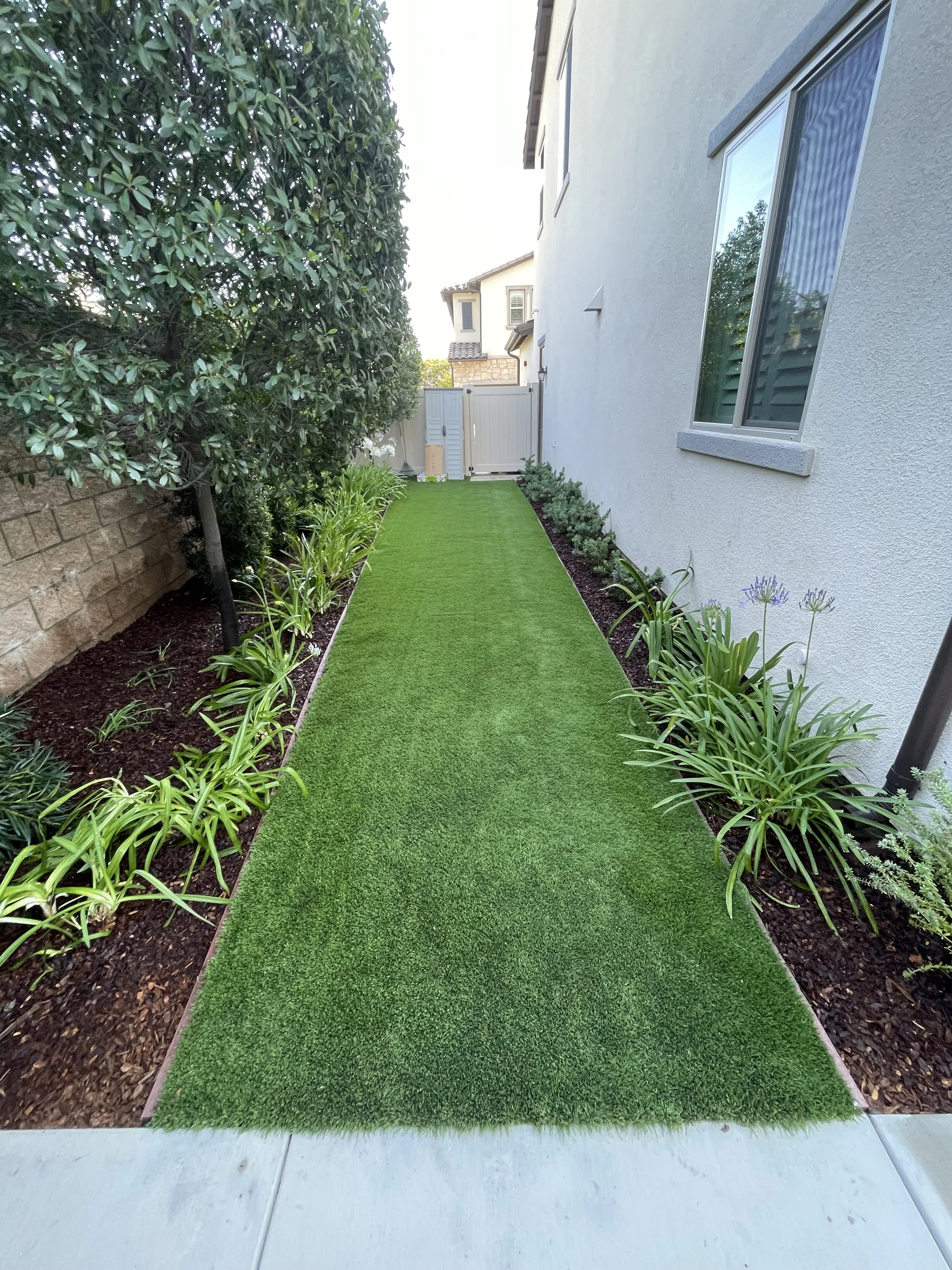 MULCH INSTALLATION