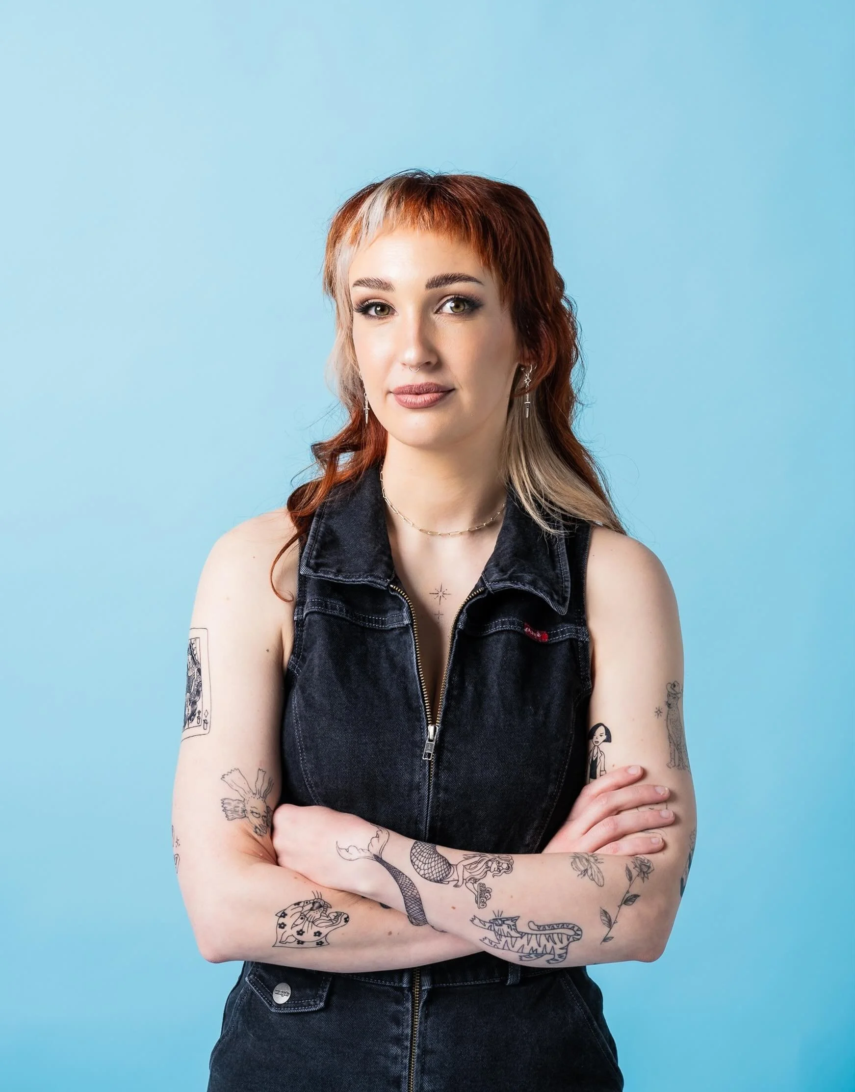 Hello lovers! ❤️&zwj;🔥 I&rsquo;m Steph (she/her), a queer celebrant from Naarm / Melbourne. After 14 years working as an event host and MC, I finally got my celebrant license to help join cuties (that&rsquo;s you!) in marriage. I&rsquo;m here to bri