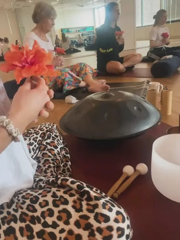An honour and an absolute blessing to serve my friends, to celebrate my 36th lap around the sun. 

My intention > to serve 🌺 to give with no expectation.
To allow the beautiful women in my community to do nothing, only receive ✨

Thank you to the