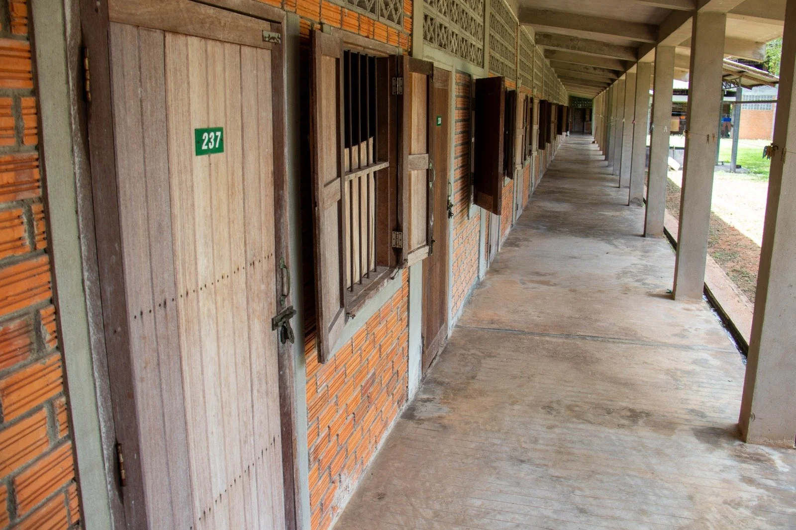  Sleeping Dormitory