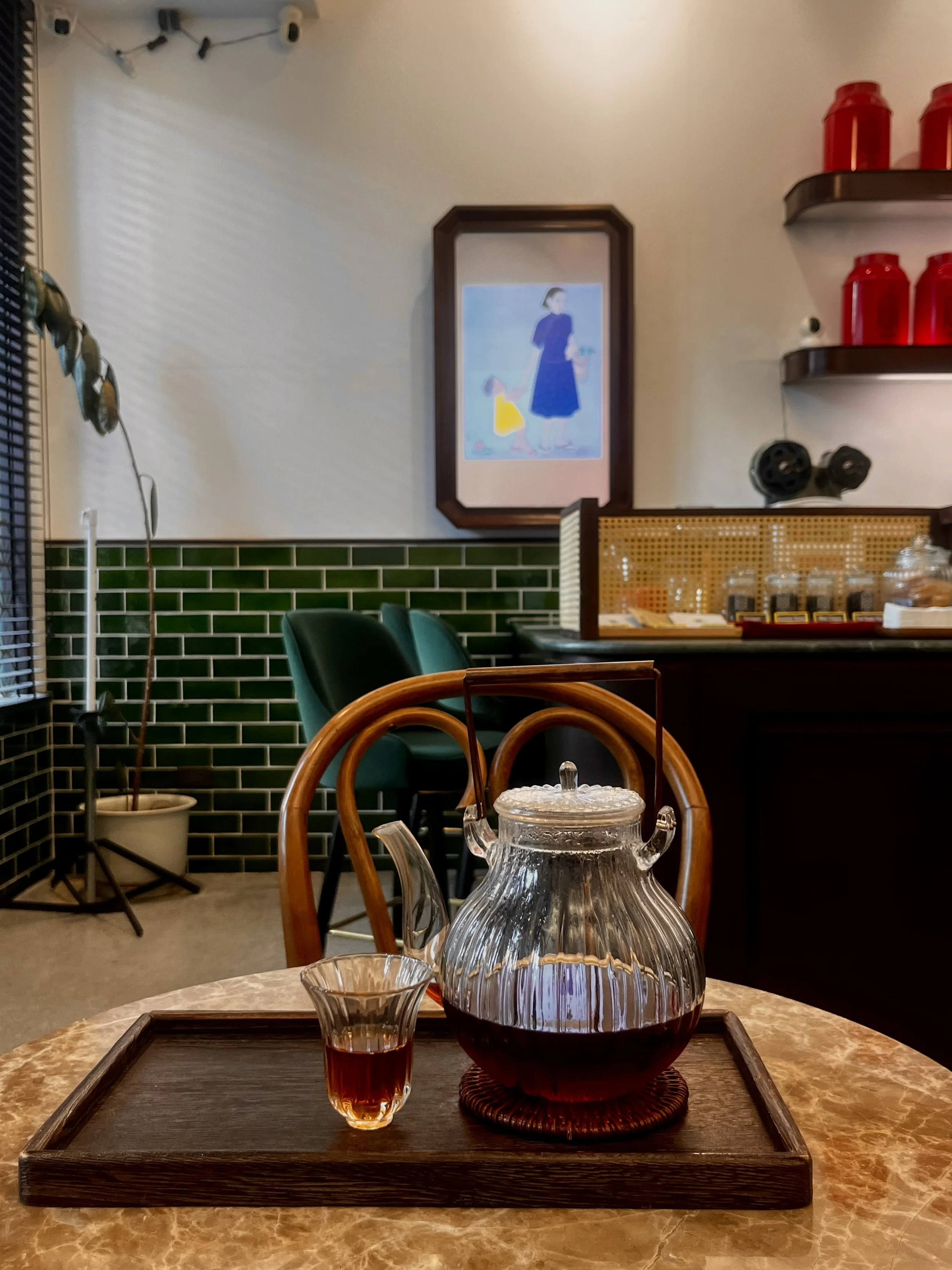 Pic 1_tea set - Lindsey Morrow.jpeg