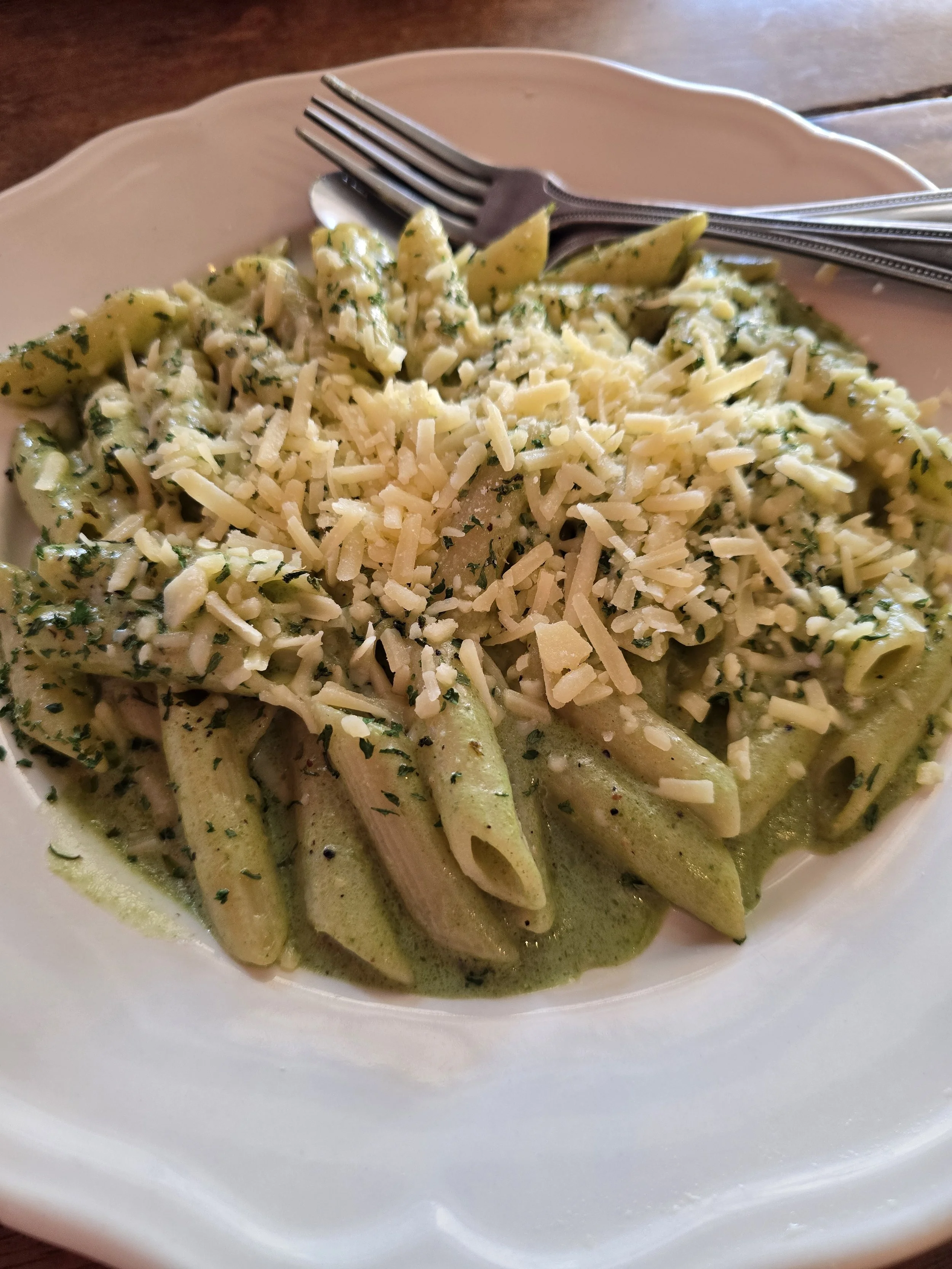 Pesto - Tal Carmel.jpg