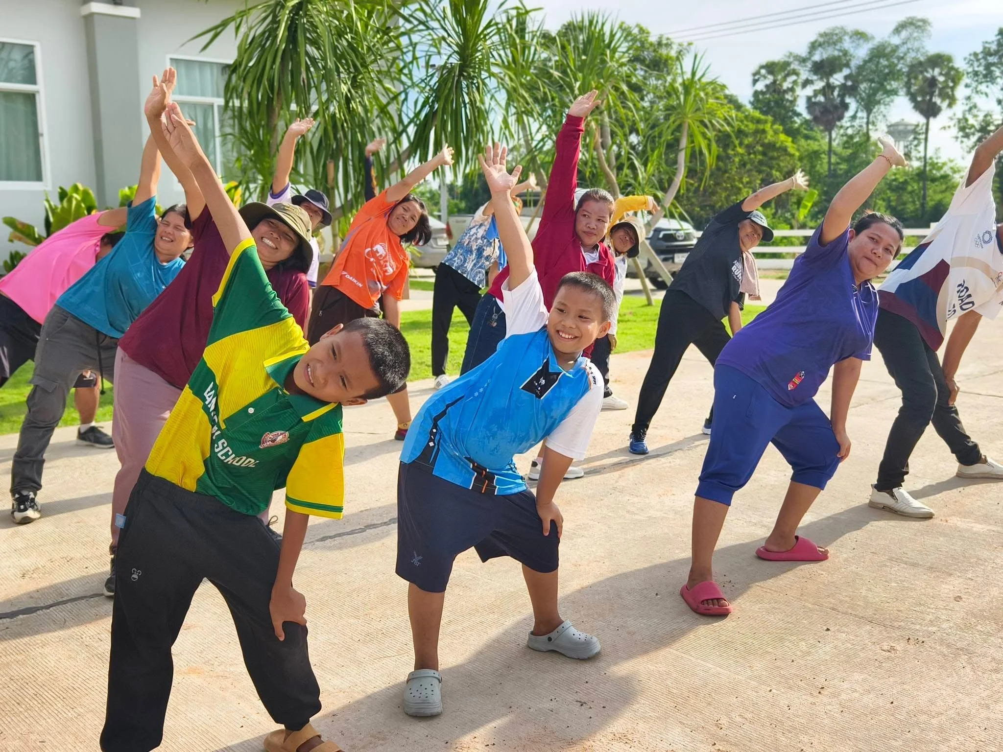 group dancing - Olivia Fee.jpg
