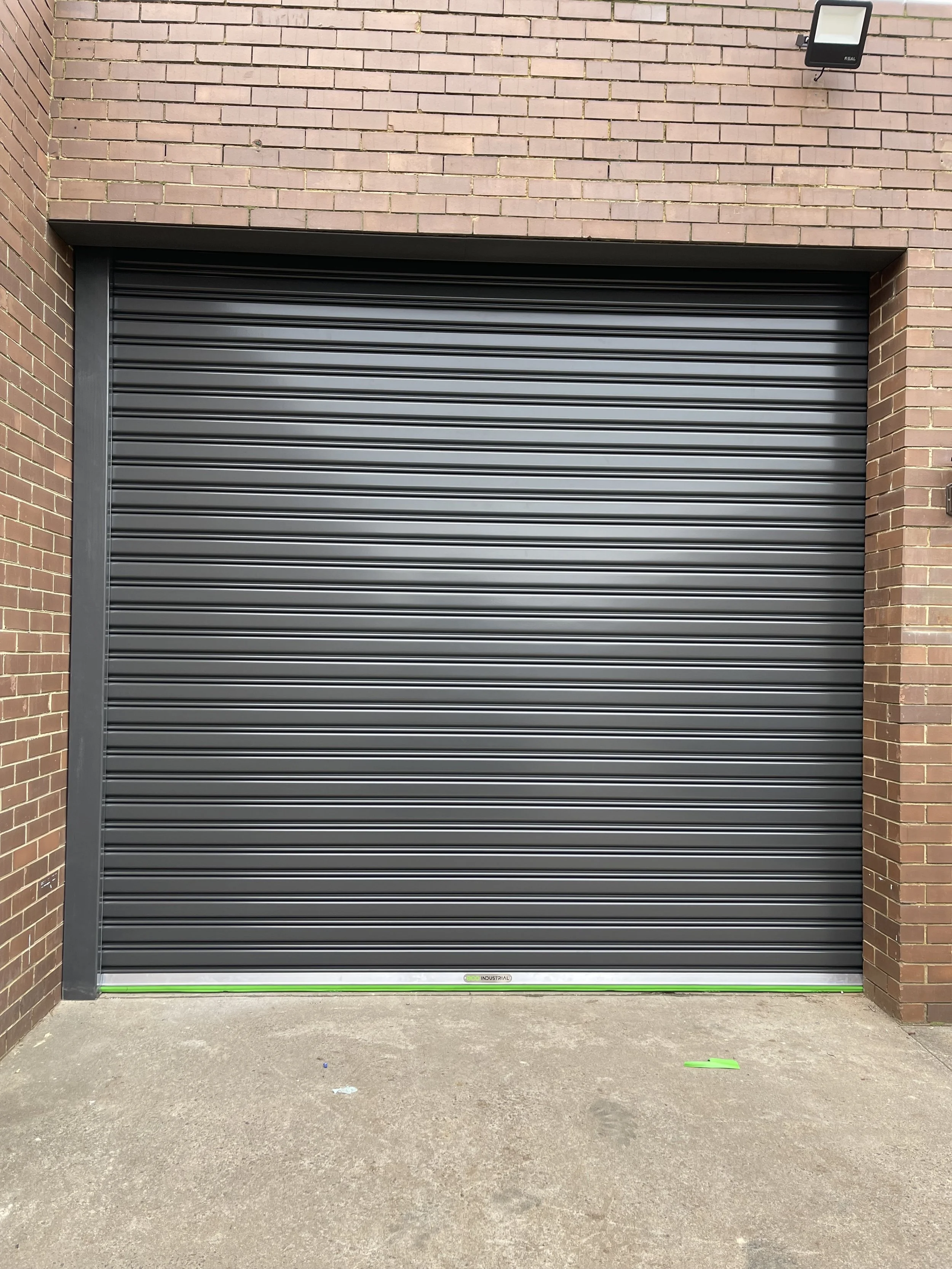 garage door services Melbourne (14).jpeg