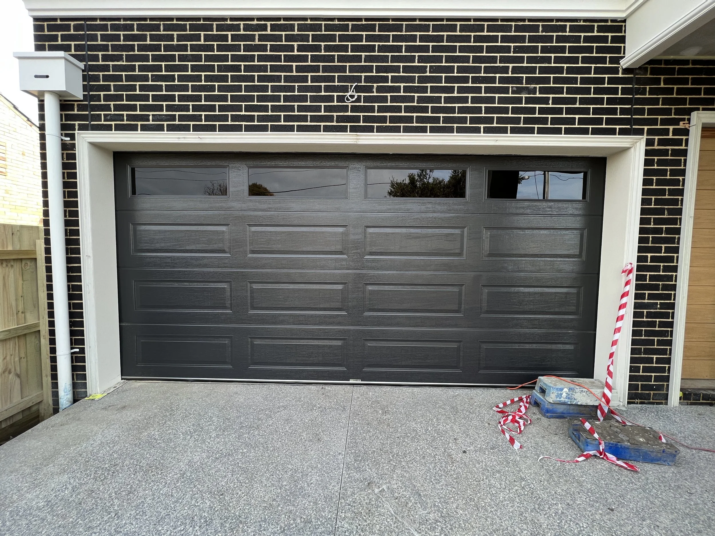 Premium garage door fitted to suburban home in Cranbourne