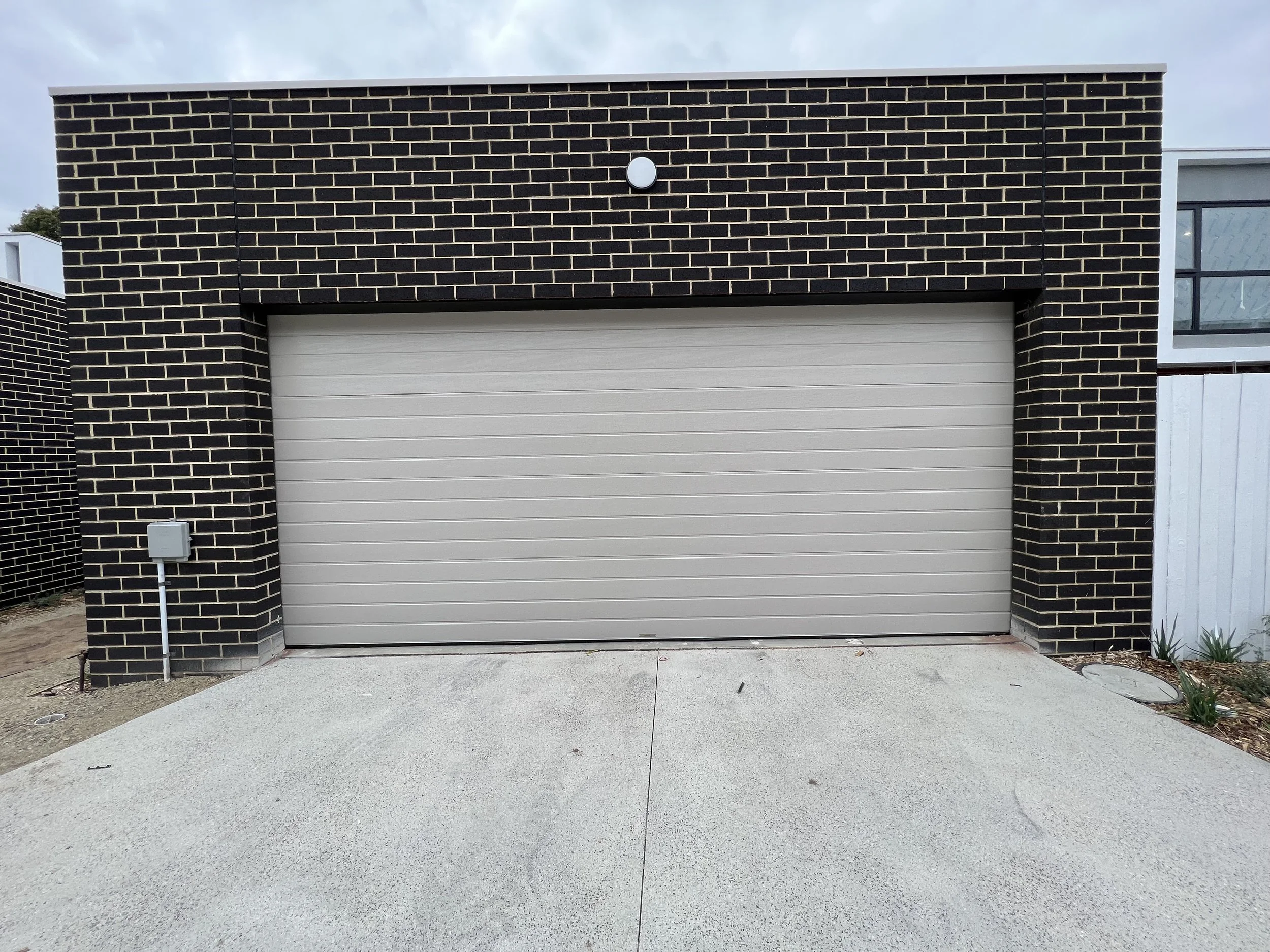Residential garage door service in Seaford