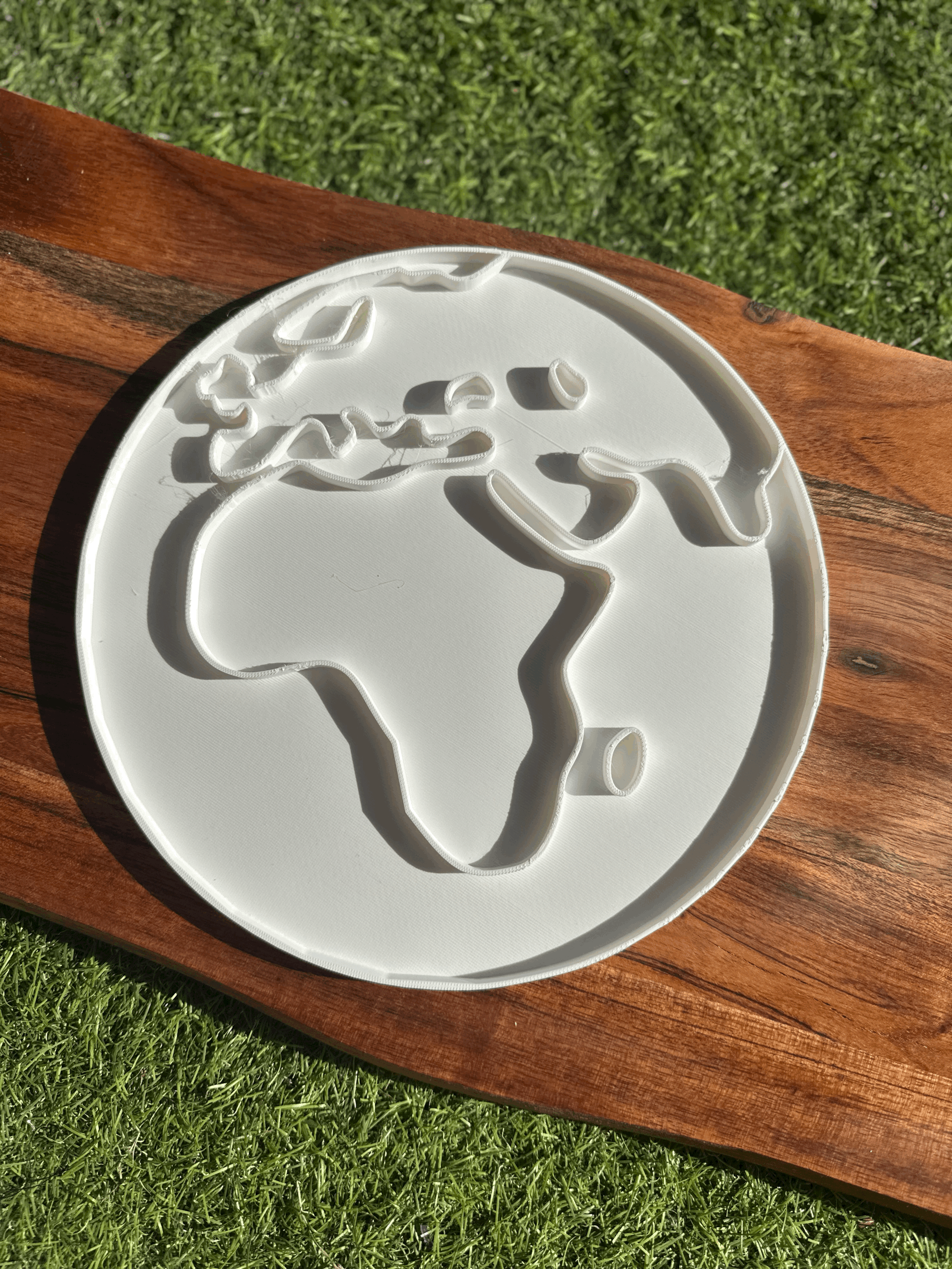 Globe Play Tray